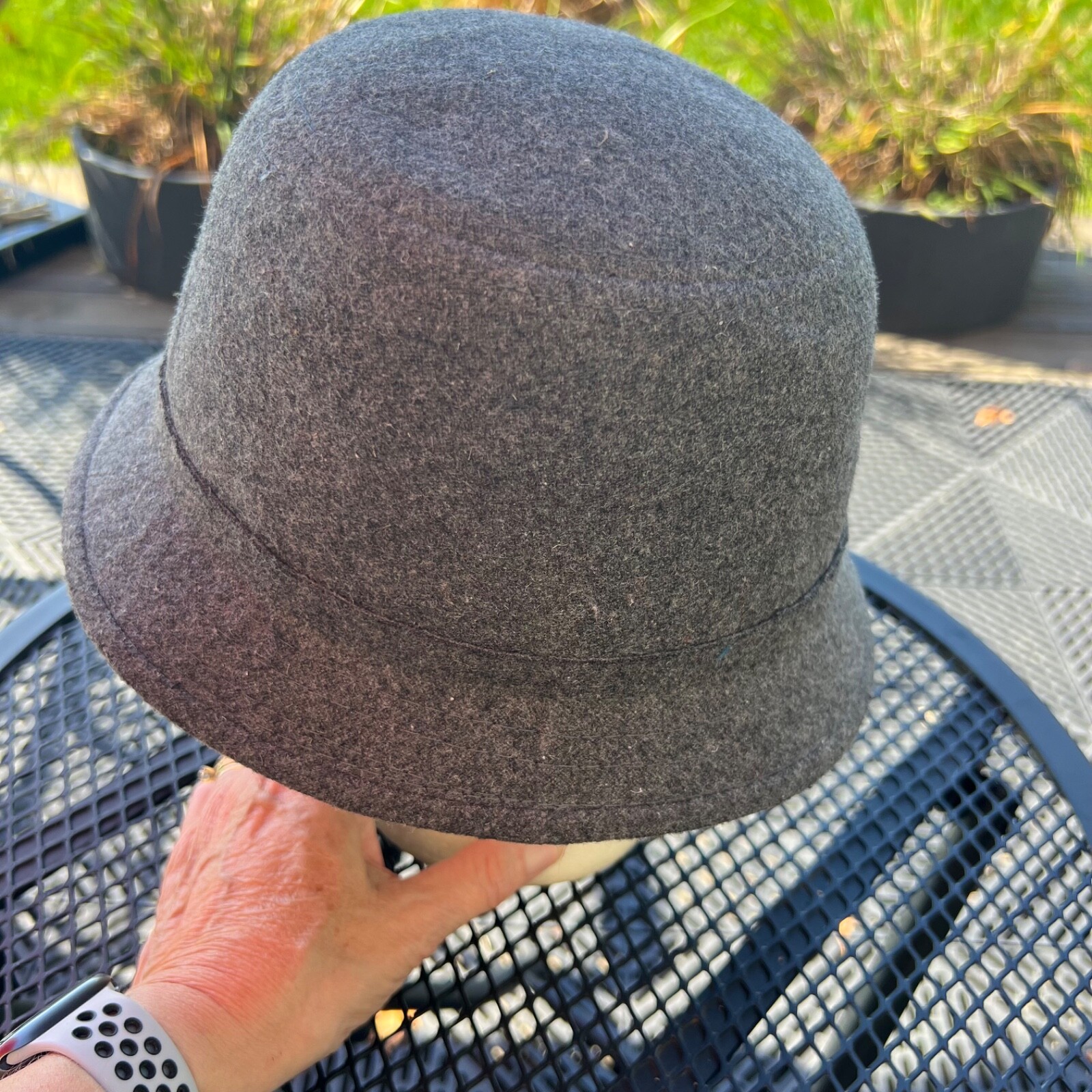 Wool Look Women’s DY Hat w Brim Gray Bow Hat Cap EUC