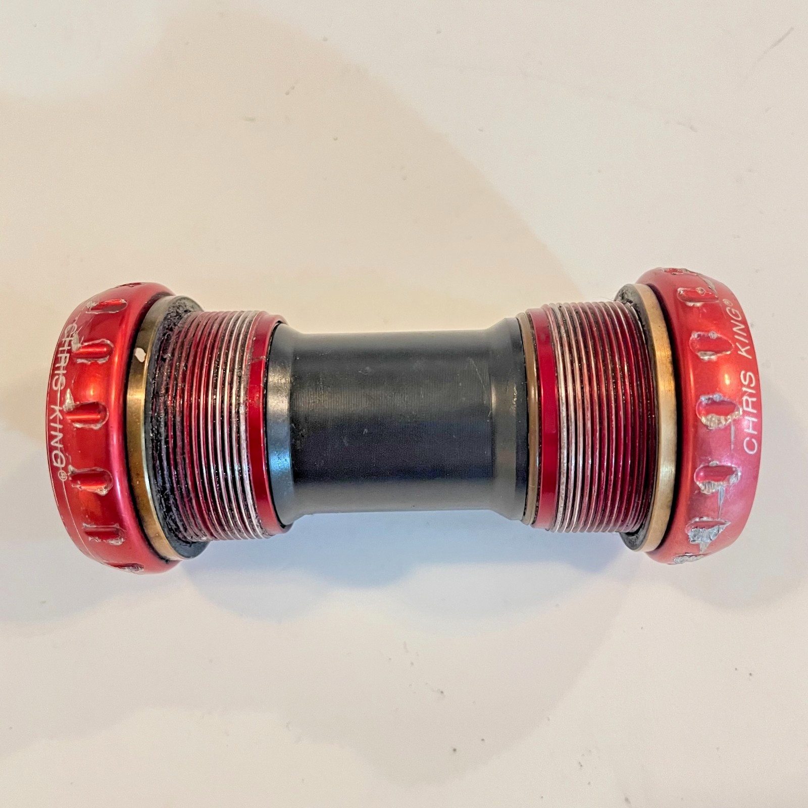 Chris King Bottom Bracket Threaded 24mm Red MTB