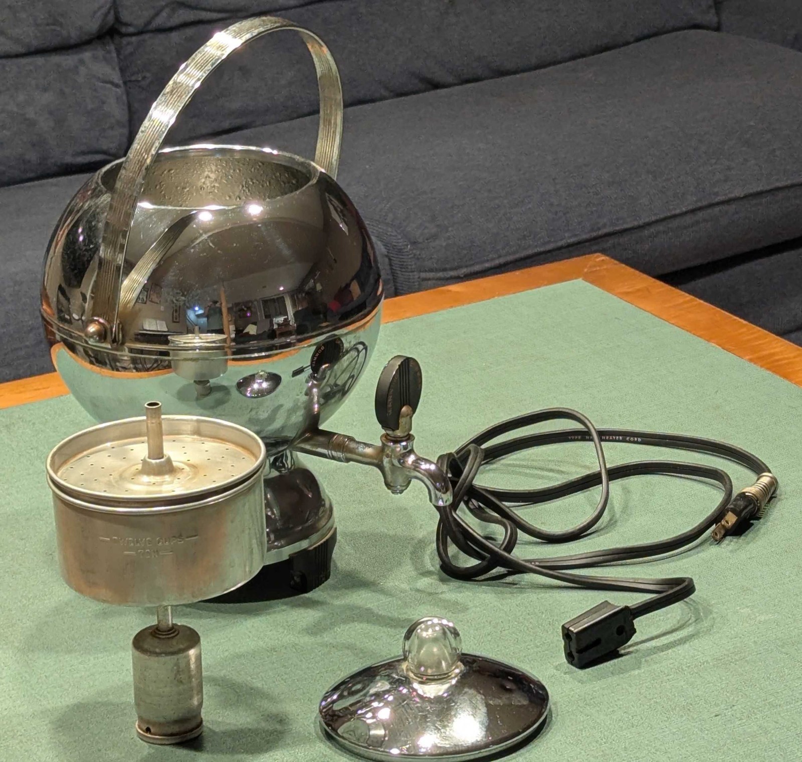 Manning Bowman CATL No. 940 Electric Percolator – Tested & Working
