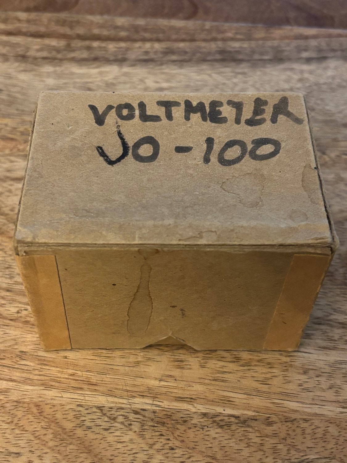 Wheelco Instruments JO-100 Analog Voltmeter Approx 2.5 Inc Black Plastic