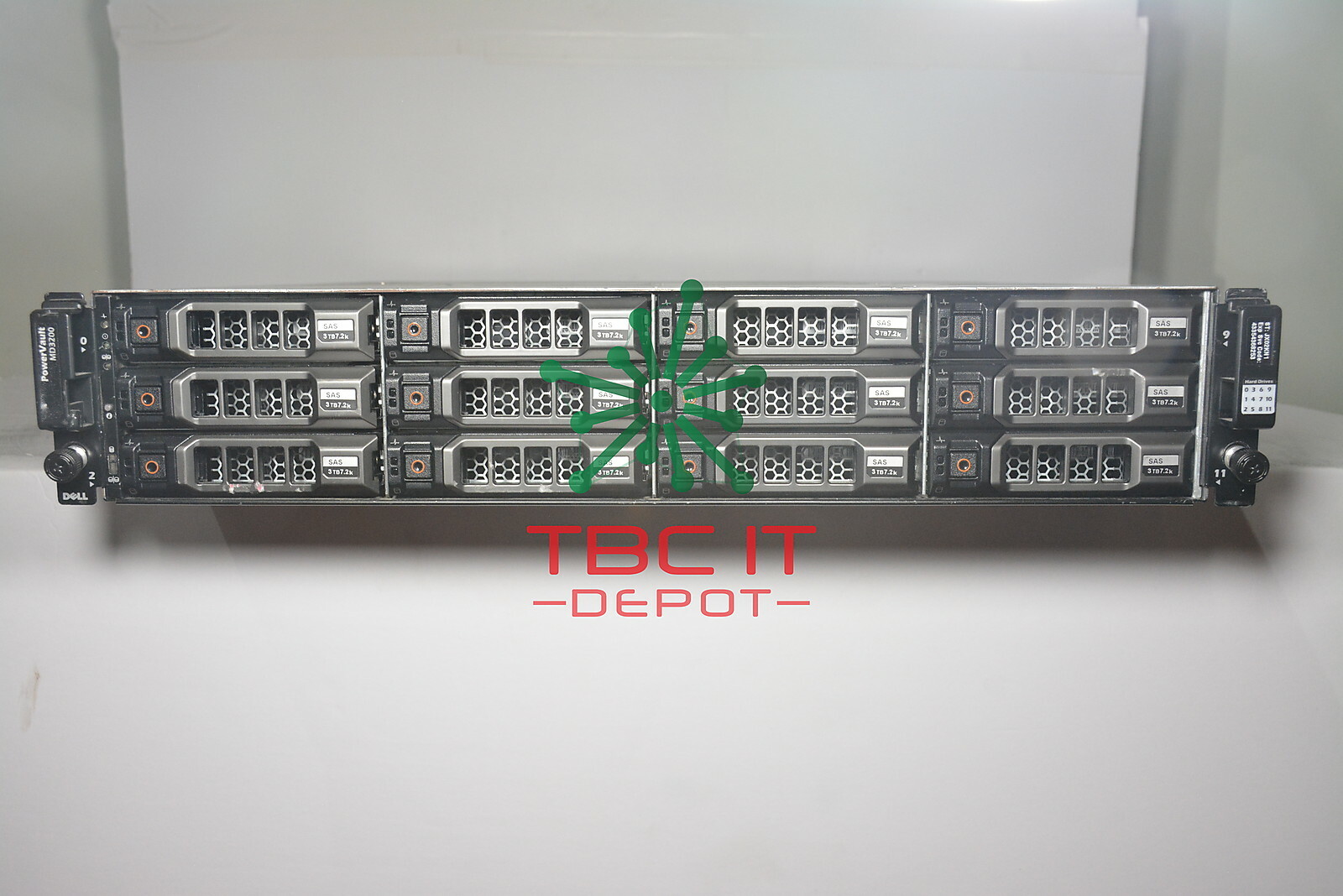 Dell PowerVault MD3200 DAS Disk Array 12X2TB SAS 7.2K 24TB 2U