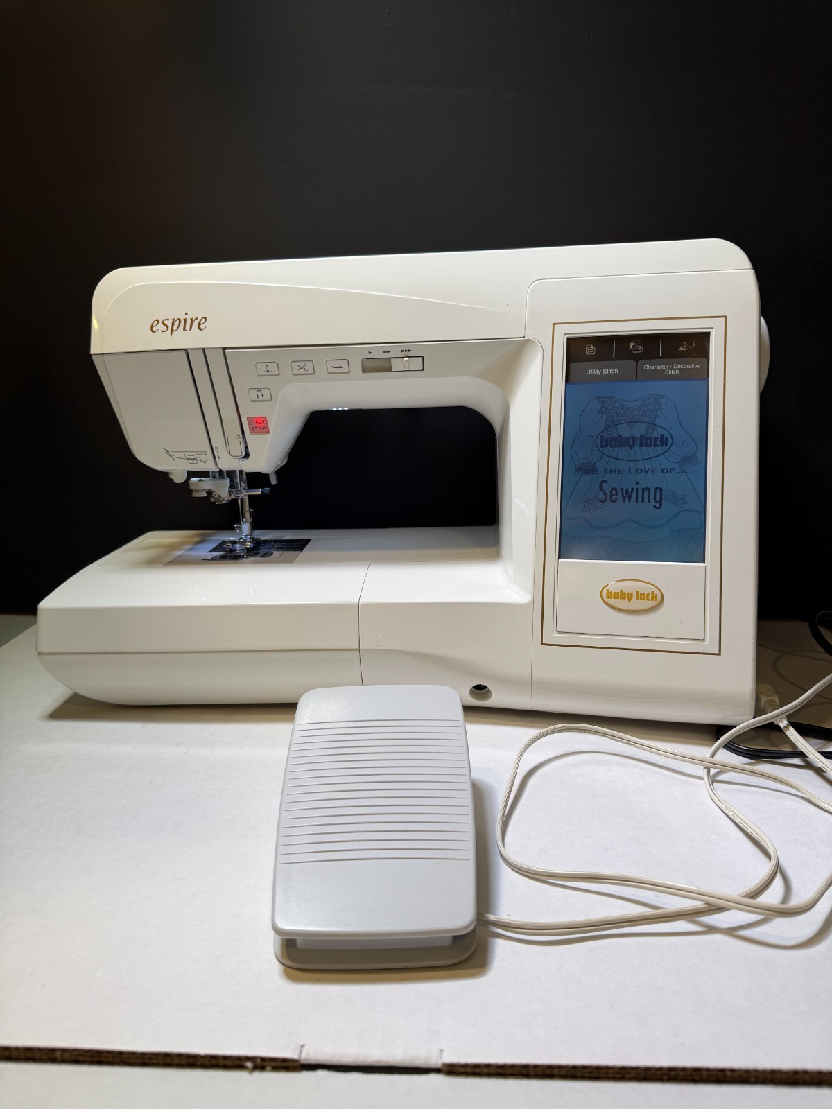 Baby lock espire BLSR sewing machine