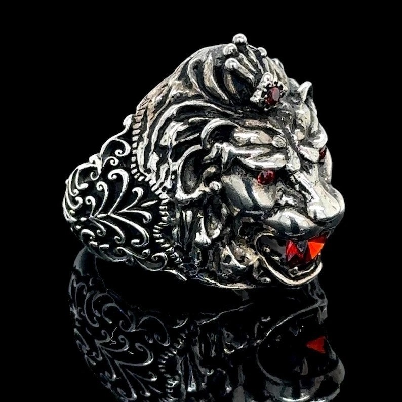 Silver 925 Ruby Eyes Leon Head Animal Signet Ring