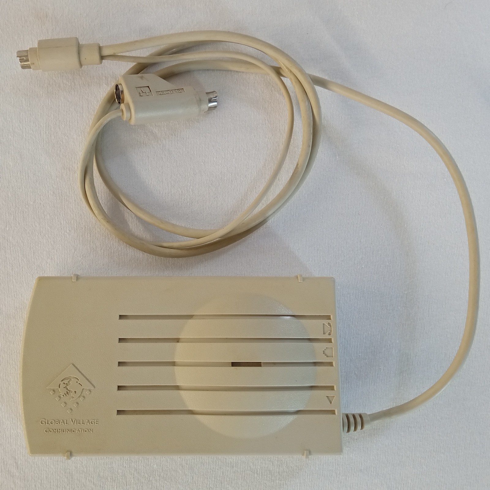Global Village External TelePort Bronze 2400 Baud Modem A861 – UNTESTED