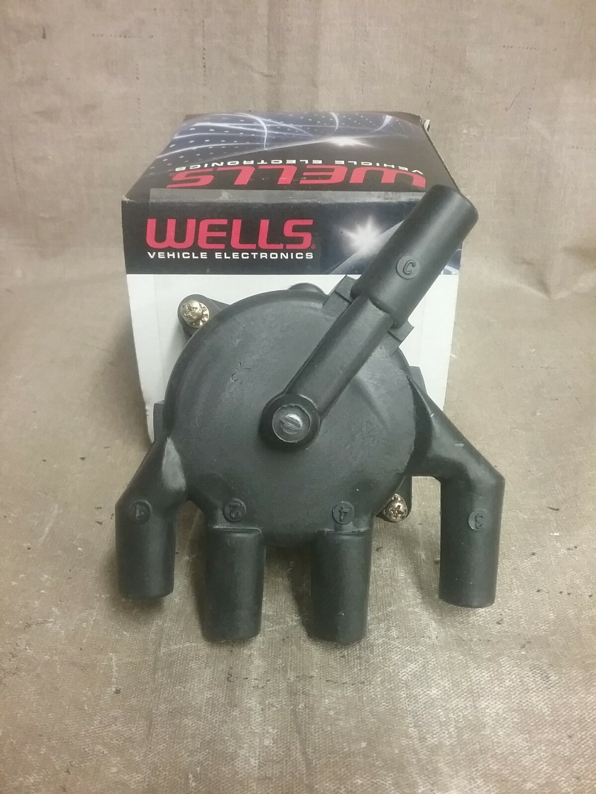 JP930 Wells Distributor Cap