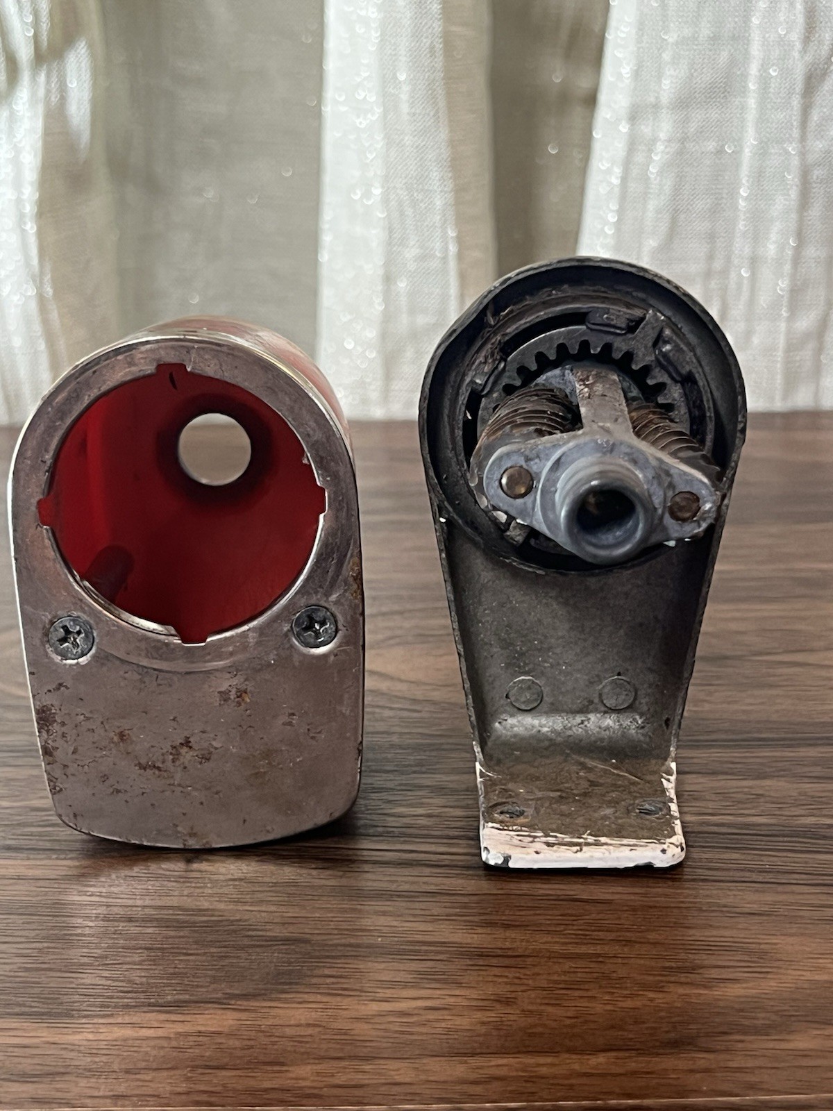 Vintage Red Pencil Sharpener Apsco Midget Desk or Wall Mount Old School