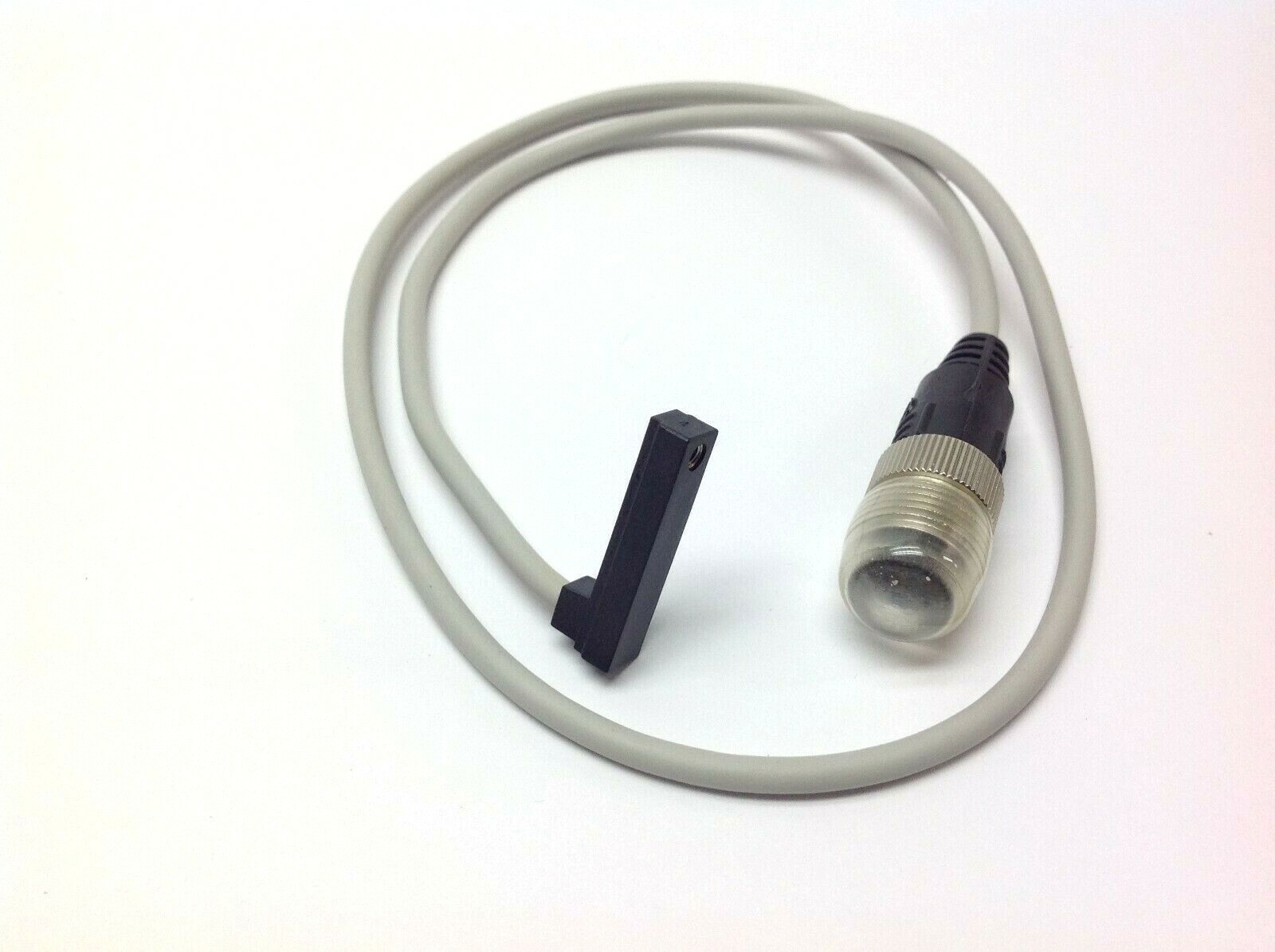 SMC D-Y7PVSDPC Perpendicular Auto-Switch w/ Connector Solid PNP