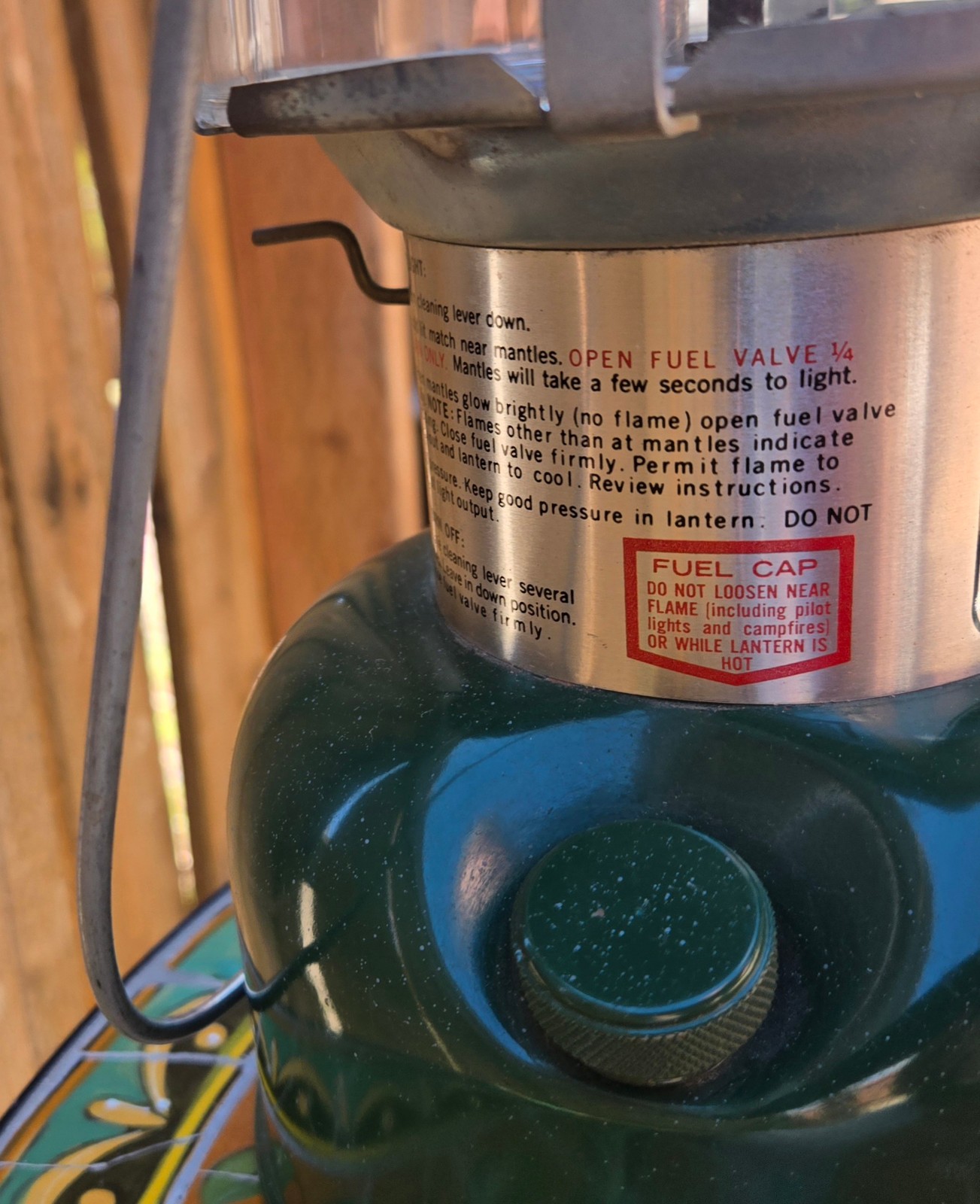 Coleman 1981 Lantern 220K Double Mantle Globe