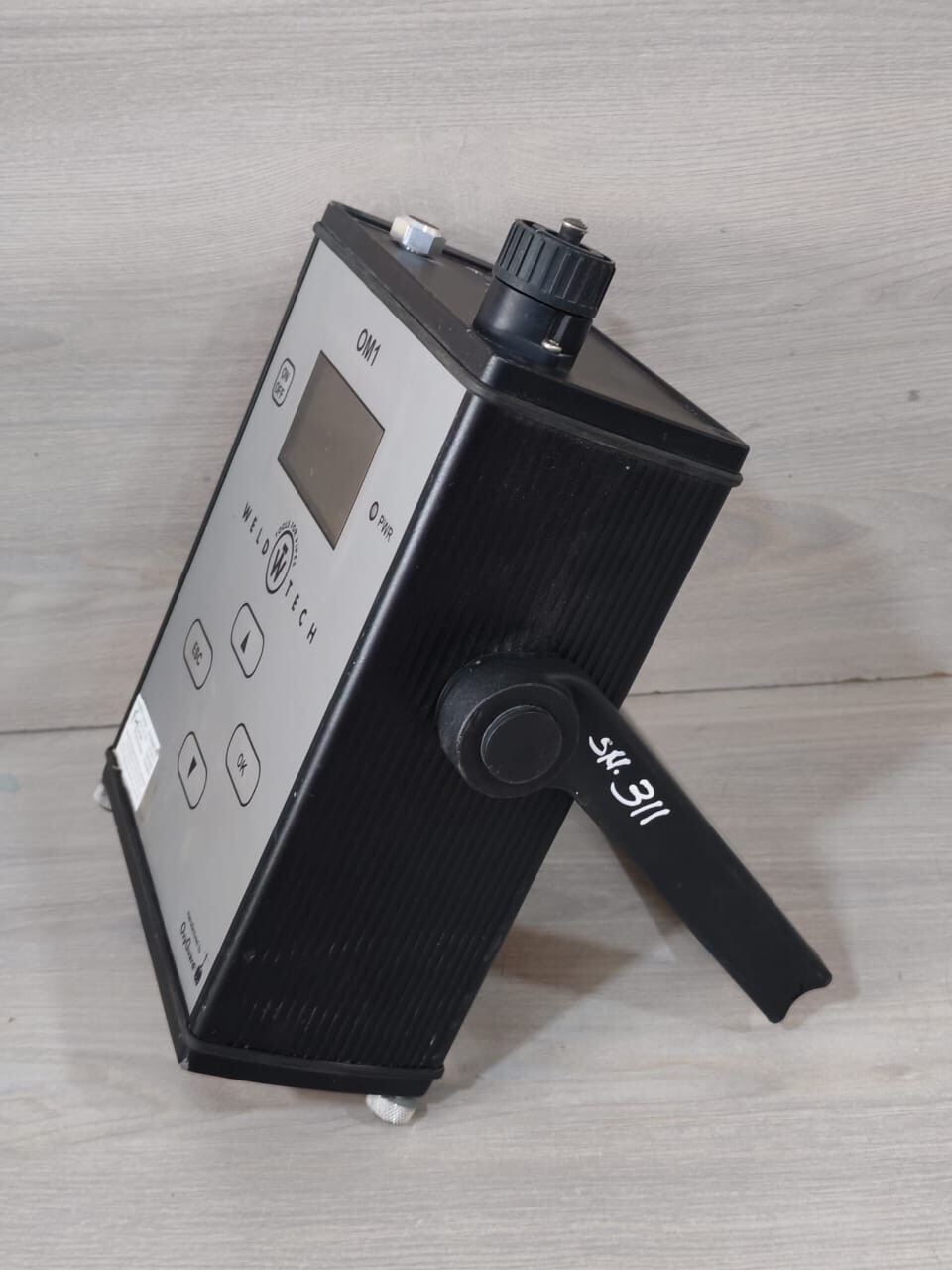 WELD TECH OXYGUARD OM1 OXYGEN TRACE ANALYSER - NEED CHANGE BATTERY