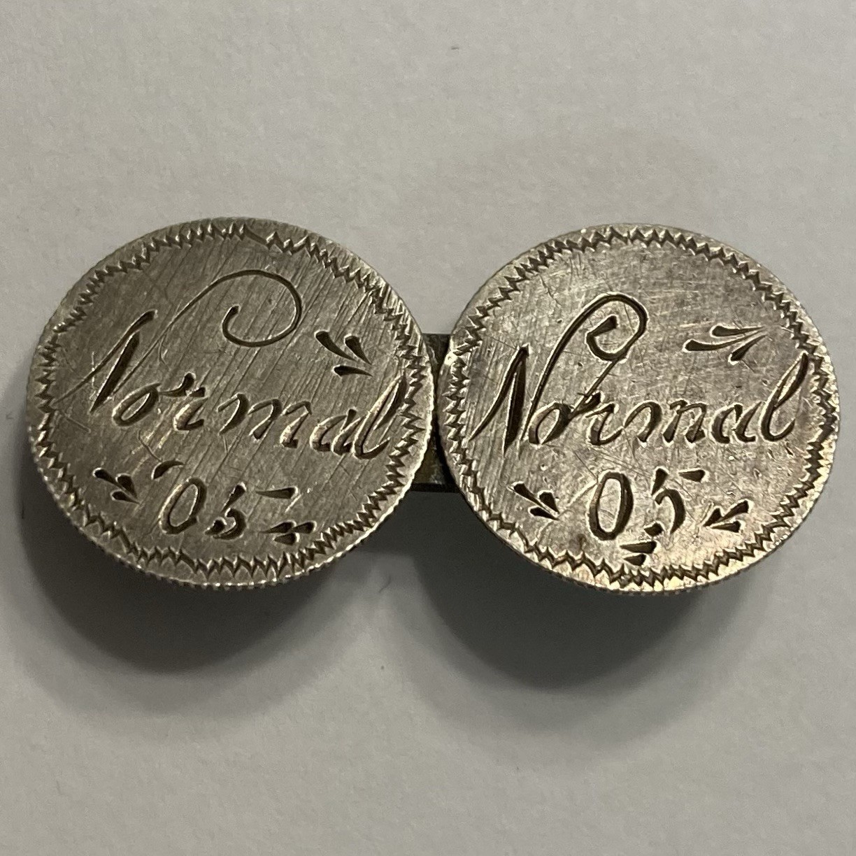 1905 CANADA 5 CENTS EDWARD SWEETHEART LOVE TOKEN BROOCH ENGRAVED NORMAL 05