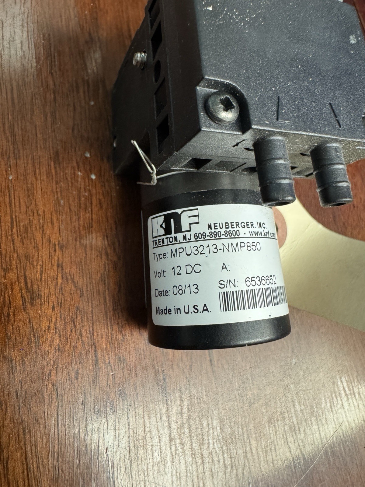 KNF 12v Type: MOU3213-NMP850