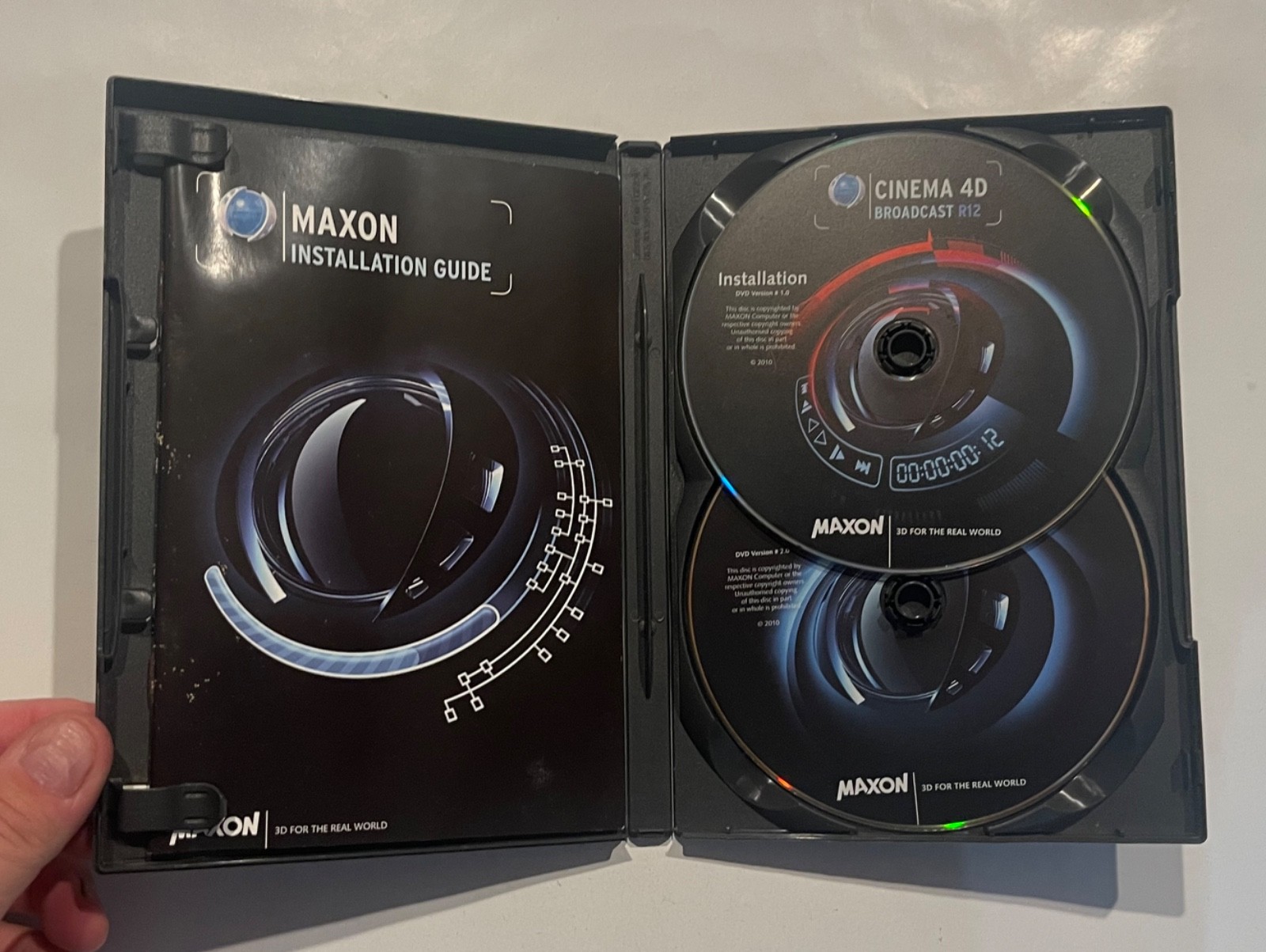 Maxon CINEMA 4D Broadcast R12 C4D BROADCAST R12 WIN/MAC, 2 X DVD
