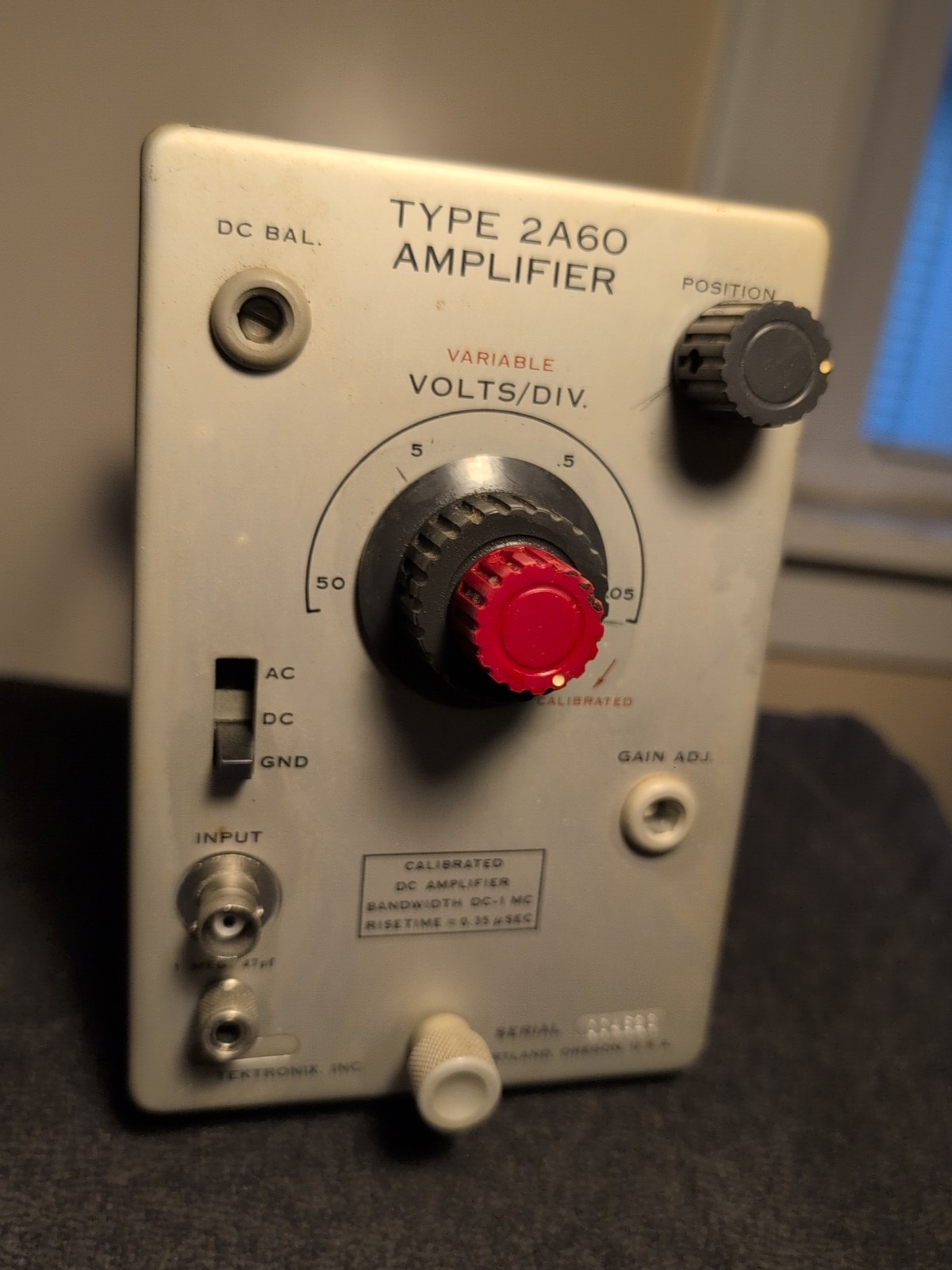 Tektronix Type 2A60 Amplifier 6dj8 Tubes