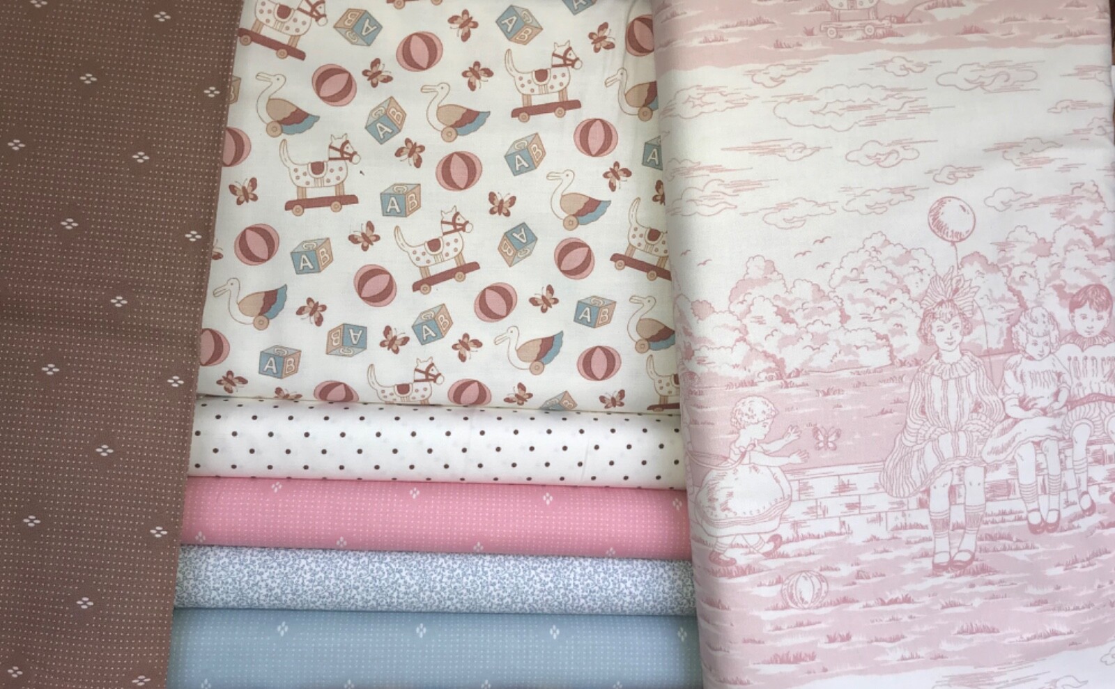 6 2/3 YDS Marcus Brothers Sophie & Friends QUILT FABRIC