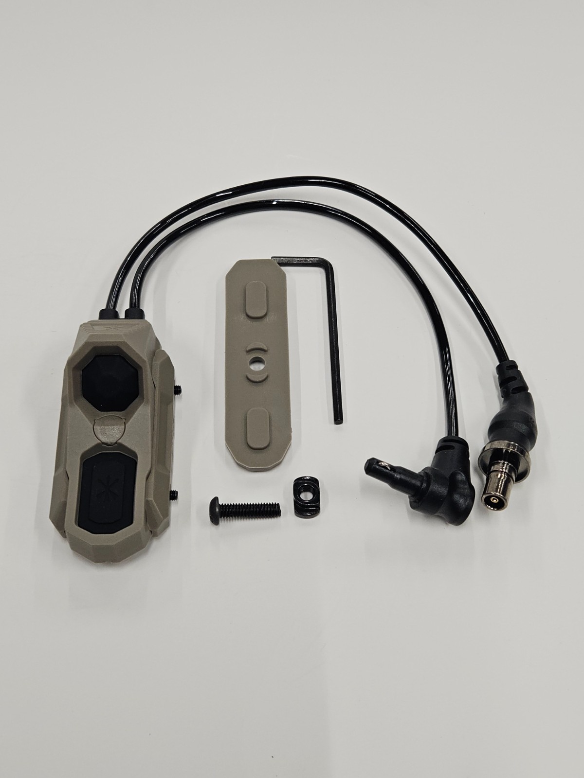 SYNC Dual Switch Surefire/Crane 7" Cable - SMSLaser, Evolution Gear, Somogear
