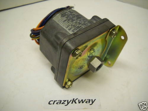 CAPP/USA 231959 PRESSURE/VACUUM SWITCH NNB!!!