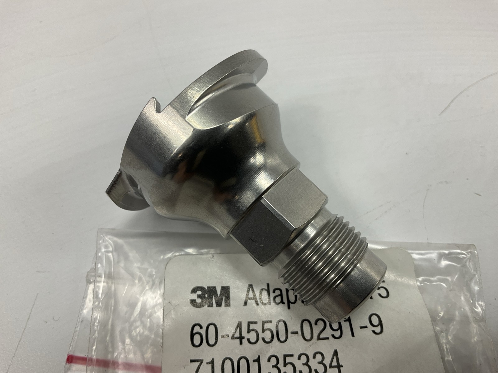 3M 26046 PPS S15 Adapter For Binks, DeVilbiss Spray Gun 3/8 Male, 19 Thread BSP