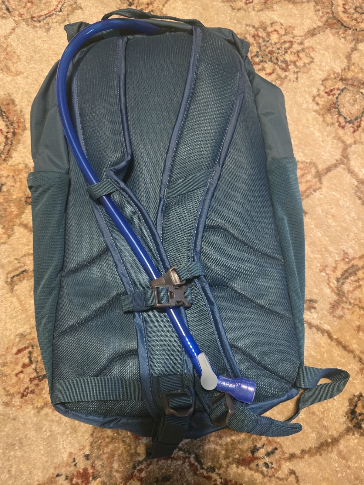 Camelbak Arete 18 50oz Deep Teal