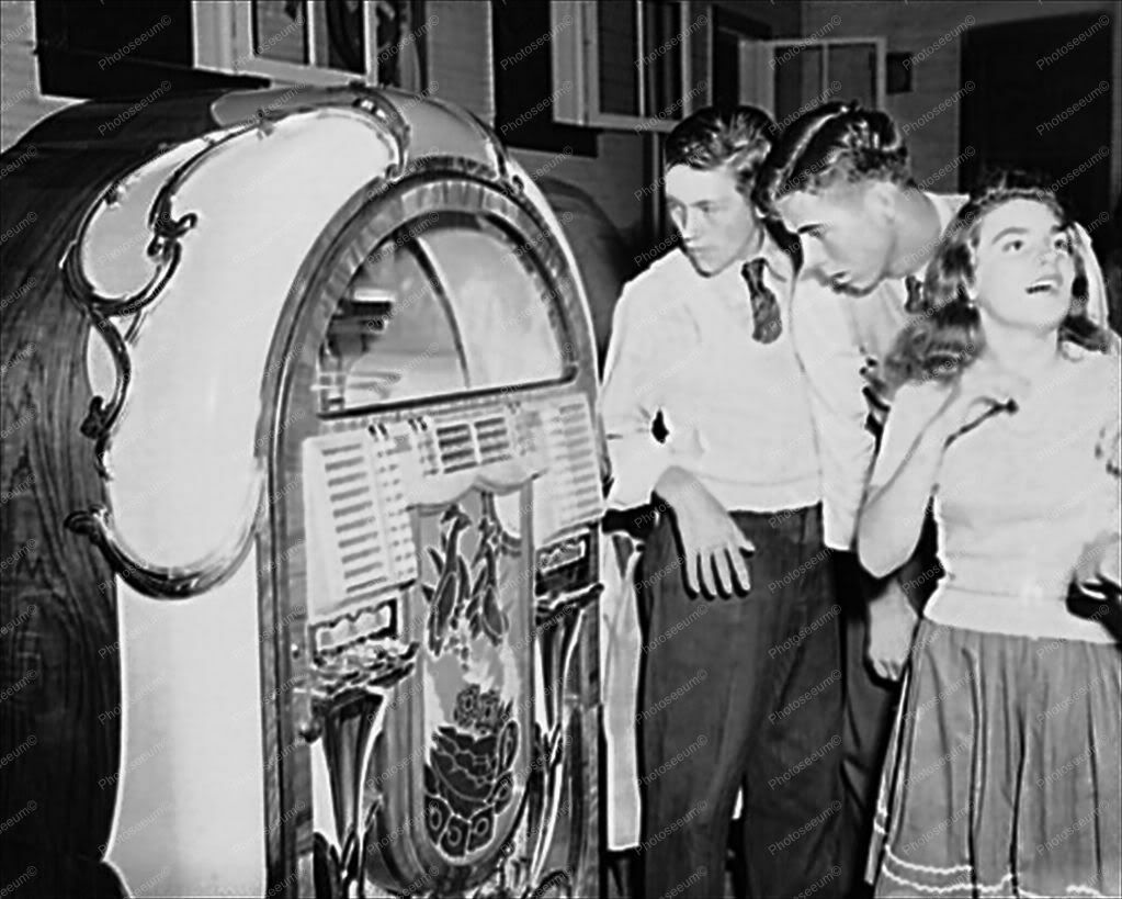 Wurlitzer Jukebox Model 850 Peacock Professional Photo Lab Reprint