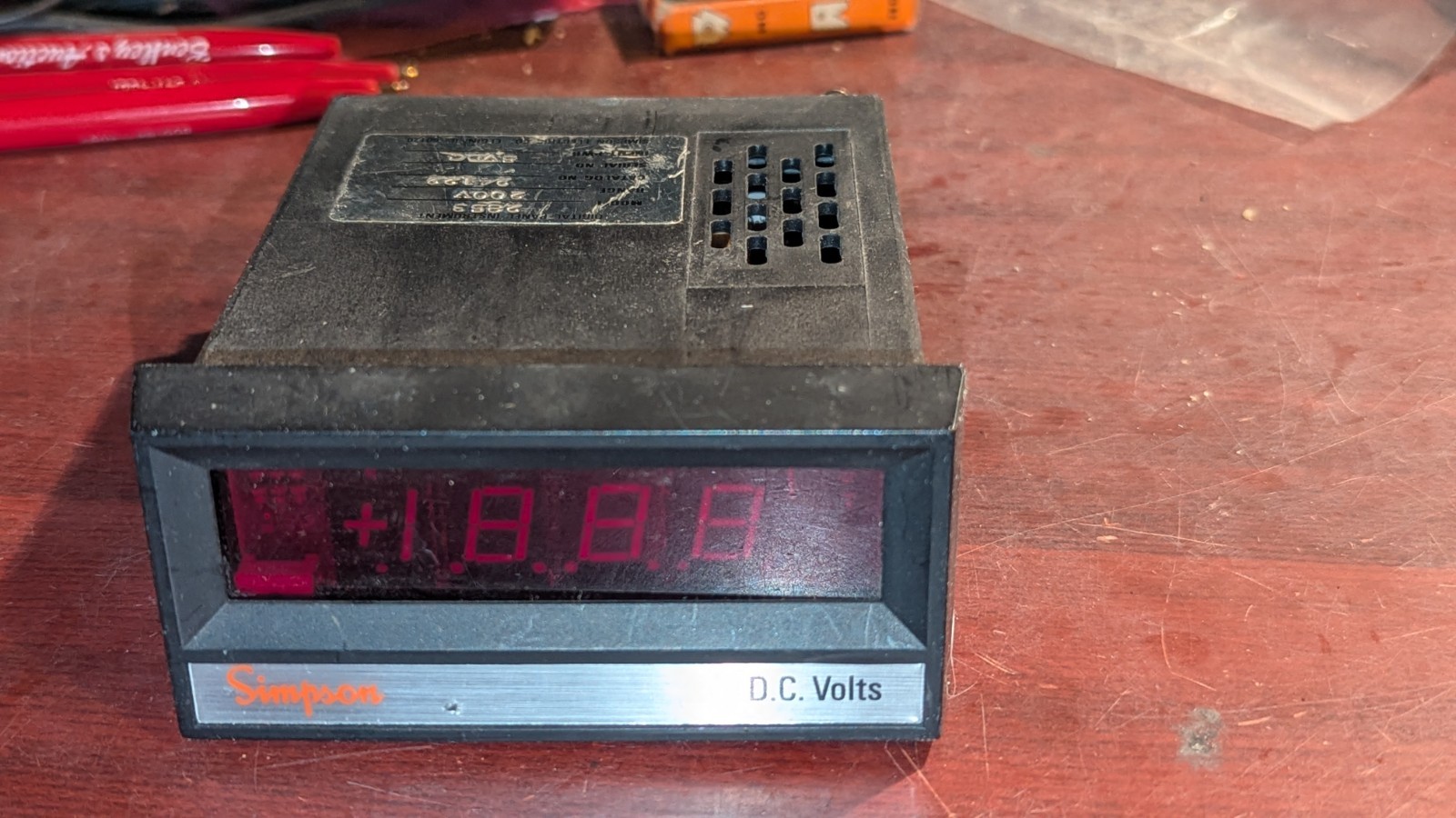 Simpson Digital Panel Meter 24122 / 2853 200 Dc Volts