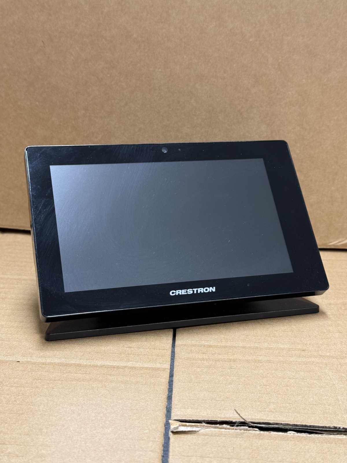 Crestron TSW-760-B-S  7” Touch Screen - Black w Base Stand TSW-760-TTK-B-S