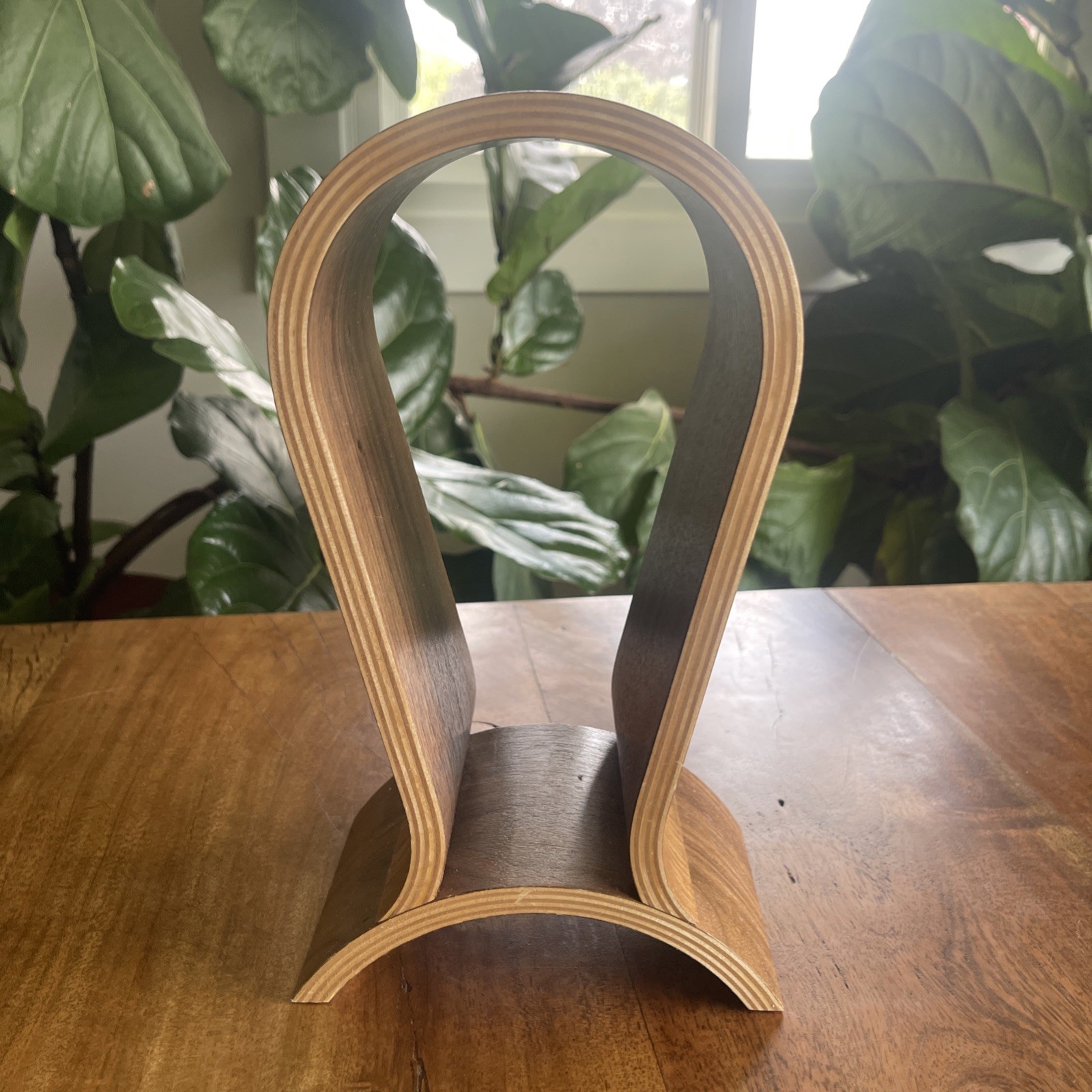 Modern Minimalist Bamboo Bent Wood Omega Headphone Stand