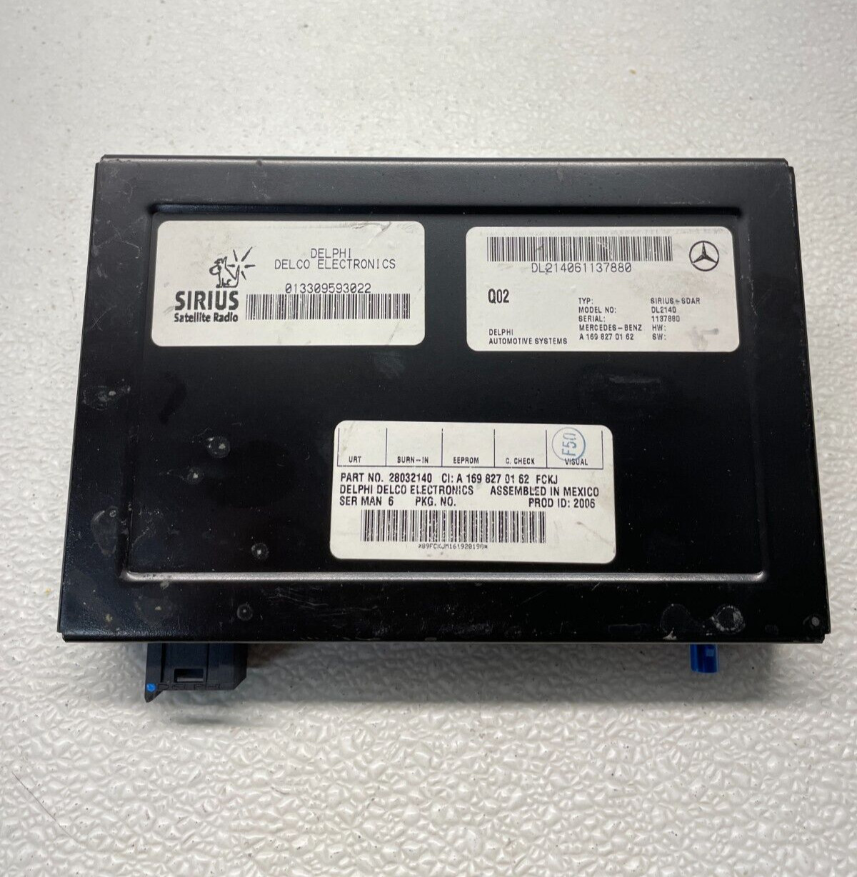 03 -09 Mercedes R230 ML350 CLK350 Sirius Satellite Radio Receiver 1698270162 OEM