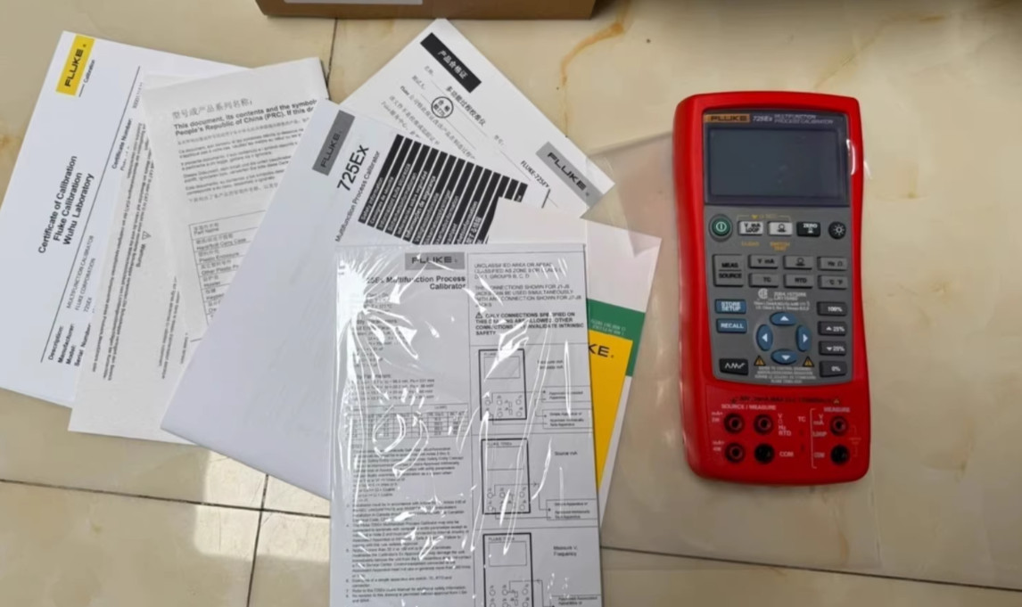 1pcs Fluke 725Ex Multifunction Process Calibrator