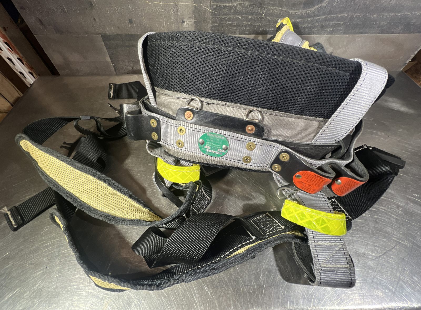Buckingham Mobility Climbing Belt Lineman PN 2013M Size 25. Used Surplus