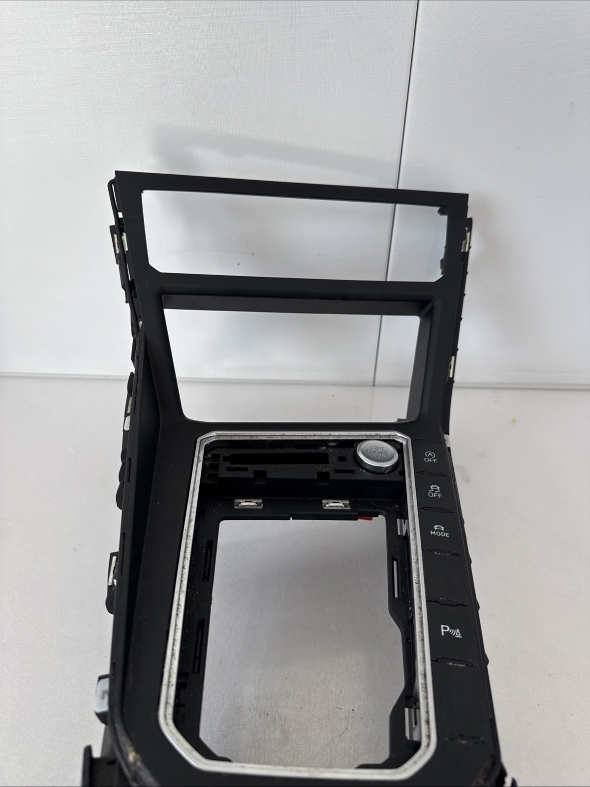 Volkswagen Polo 2021-2024 CENTRE CONSOLE SURROUND/CUP HOLDER 2G2863243
