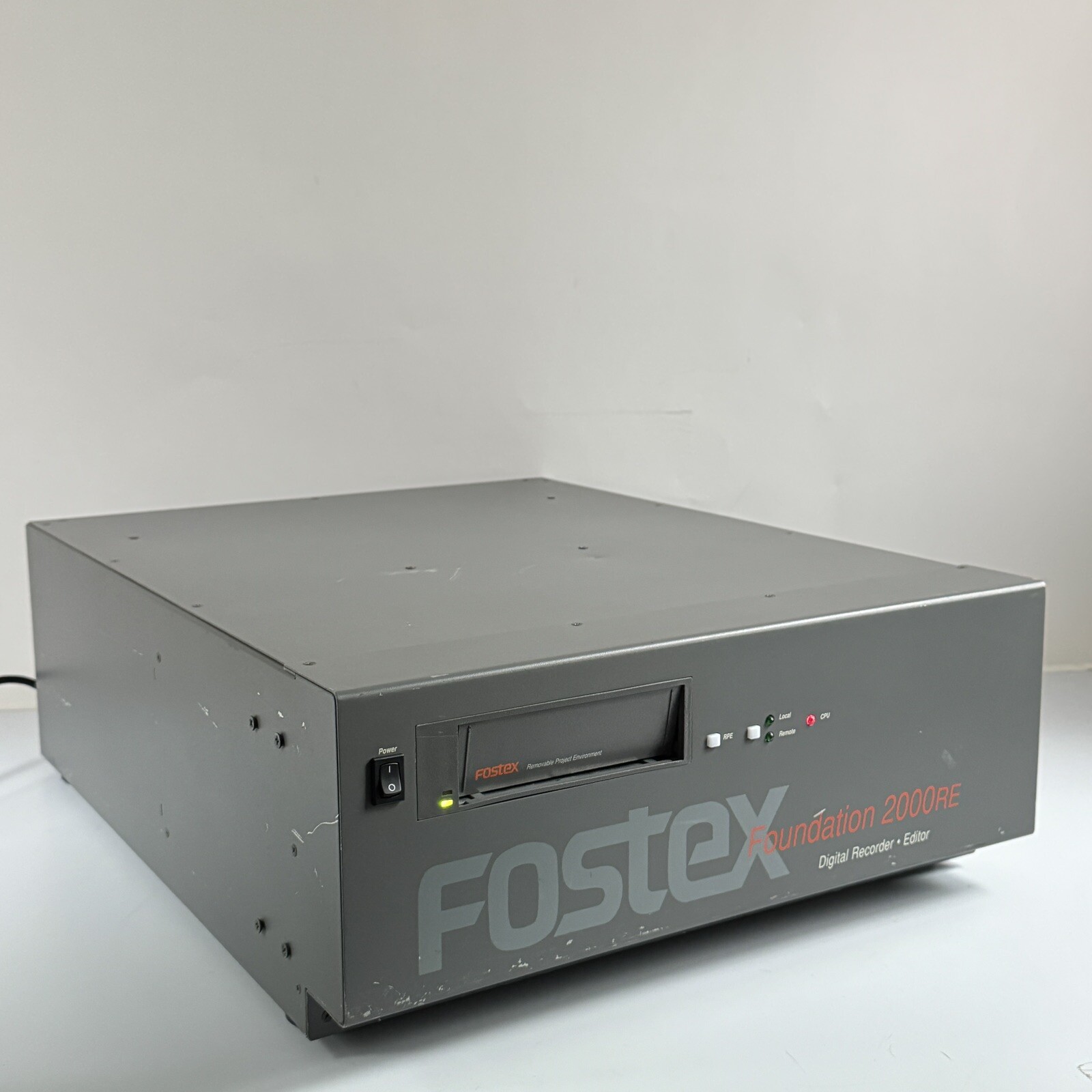Fostex Foundation 2000 Digital Recorder / Editor 2000RE Remote Studio Multitrack