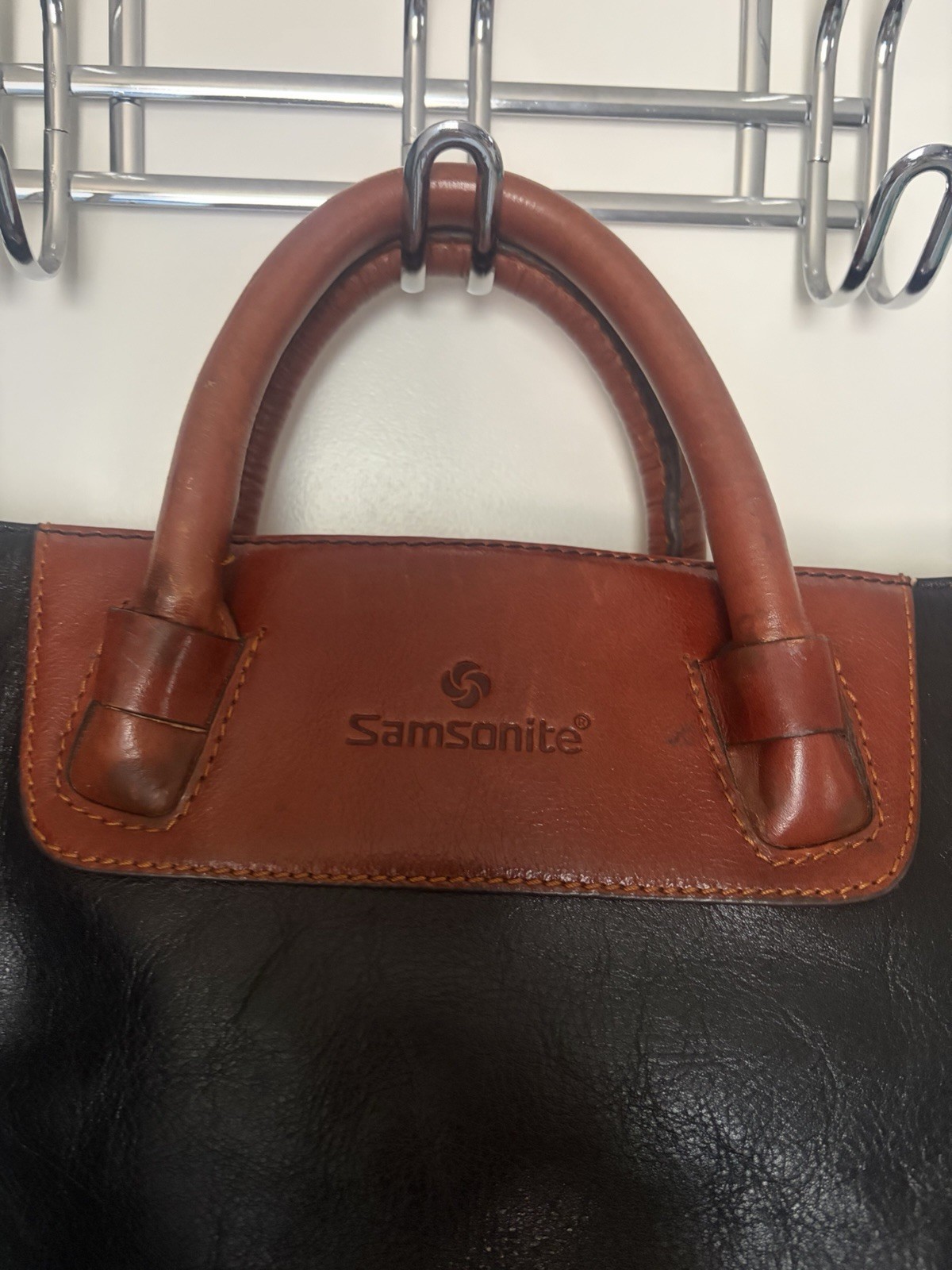 Leather Samsonit Briefcase for 15 in Laptop, Black/Brown Solid, Handle