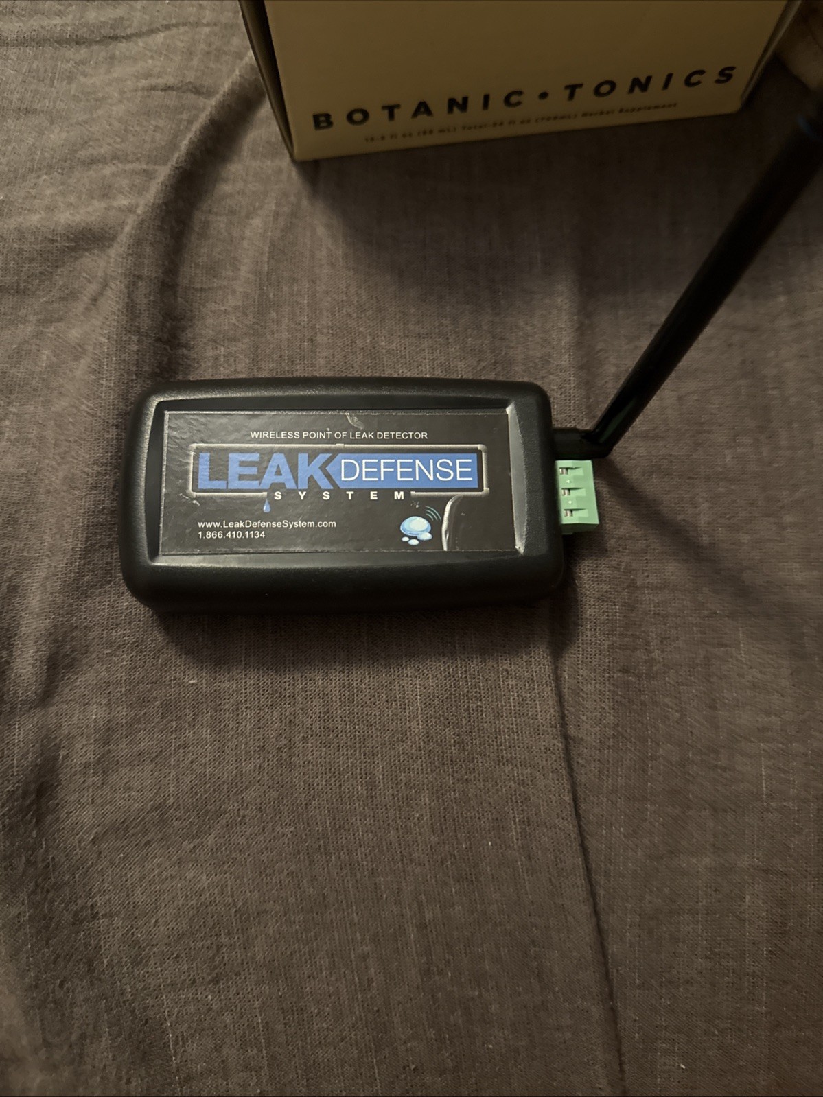 Wireless Point Of Leak Detector Leak Defense System