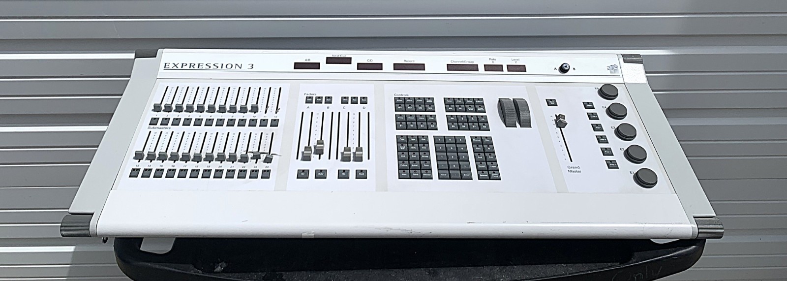 Electronic Theatre Controls Expression 3 Lighting Console Untested