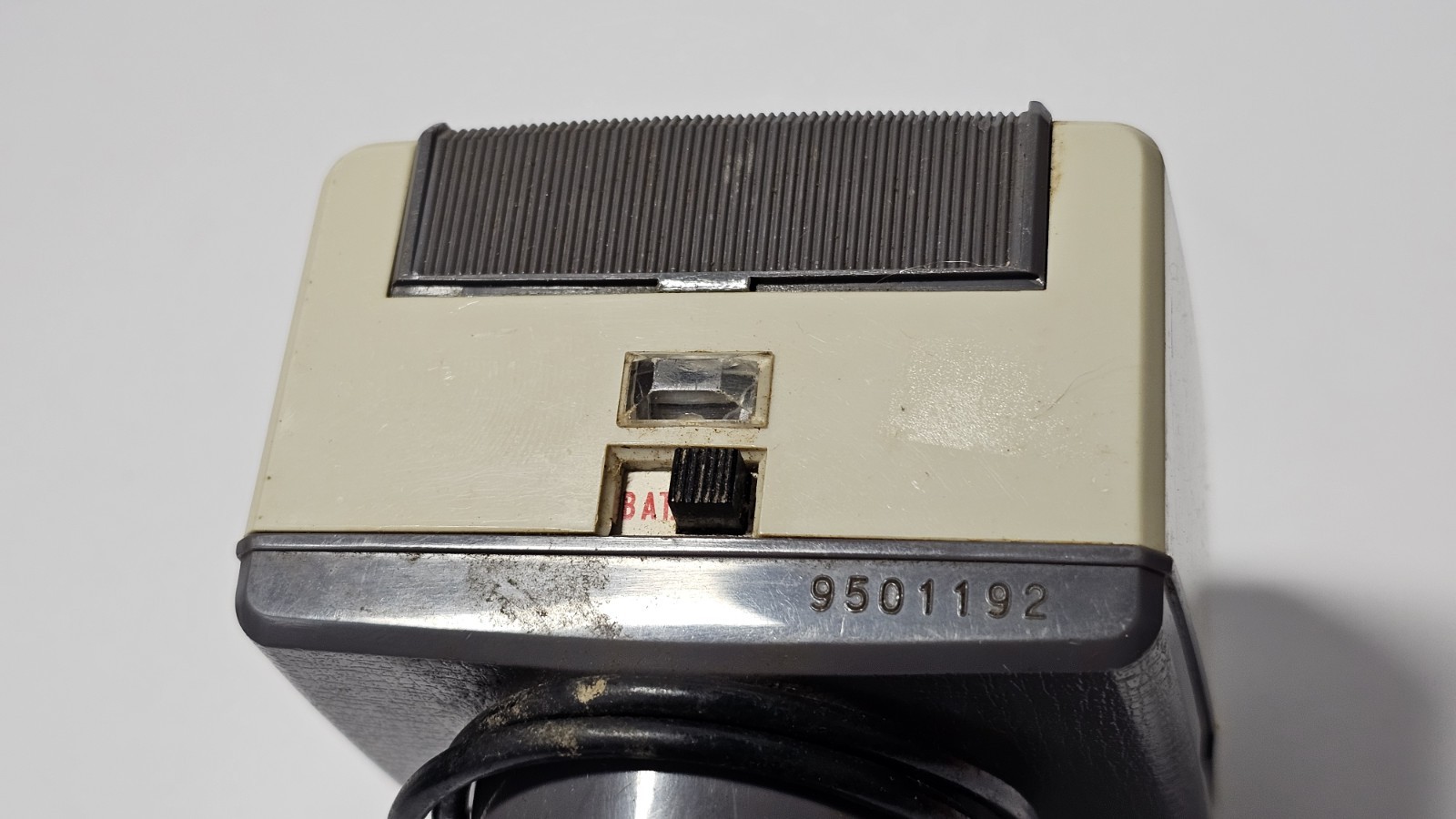 Kako Elite II Camera Flash Unit with Sync Cord for SLR