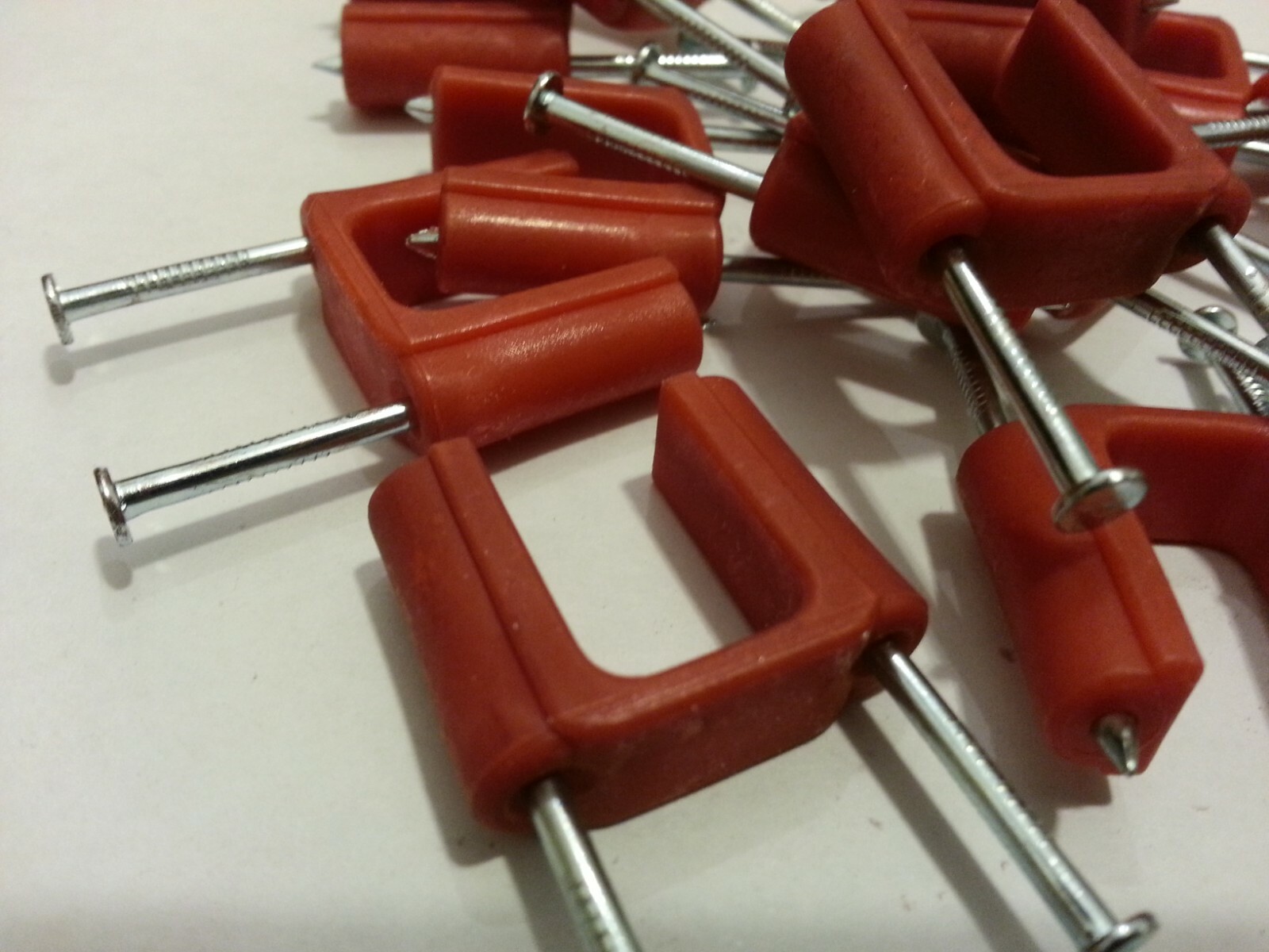 50 - Viking PS307 4-NM Cable Plastic Stacking Staples