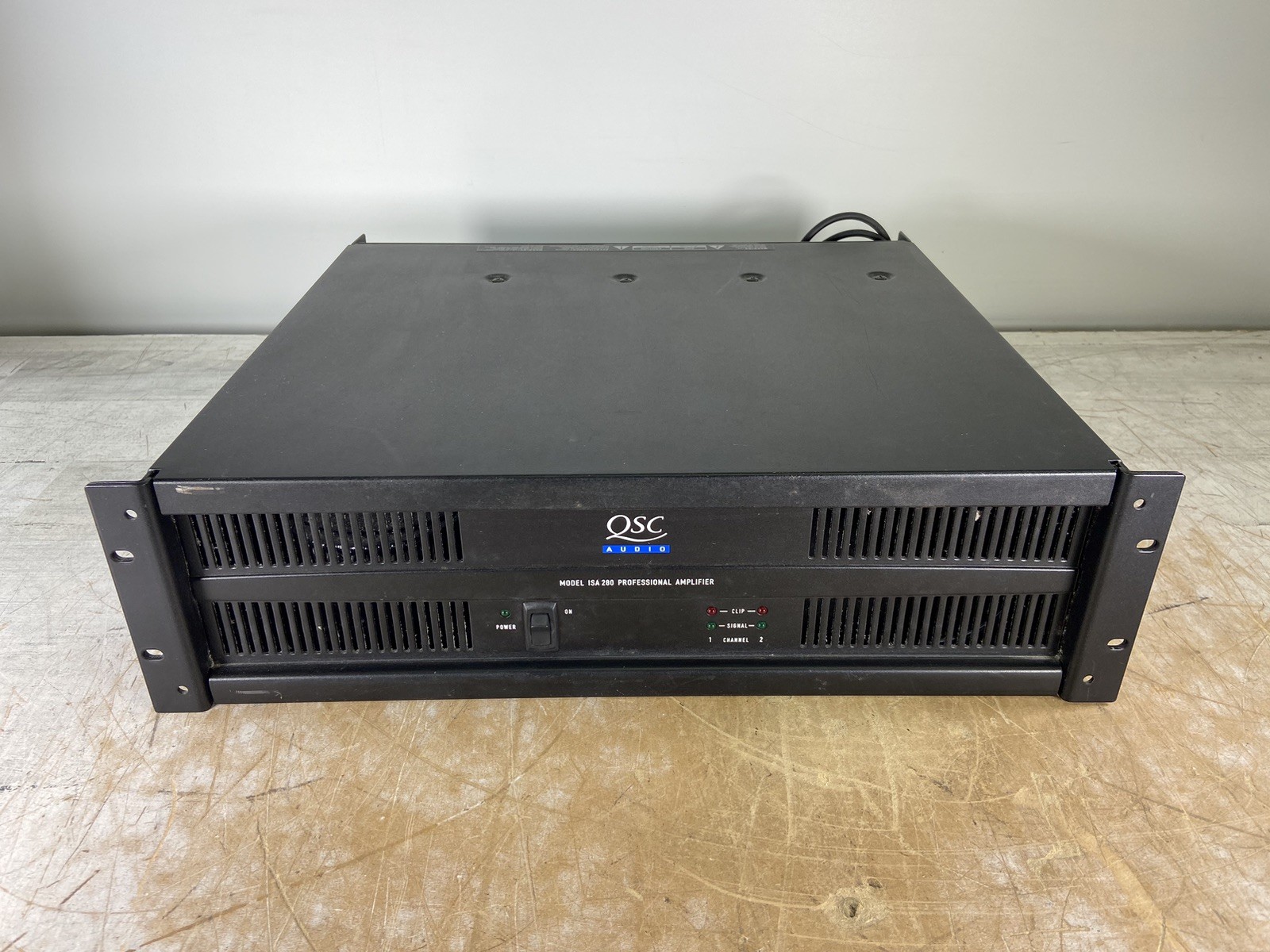 QSC AUDIO ISA 280 PROFESSIONAL POWER AMPLIFIER