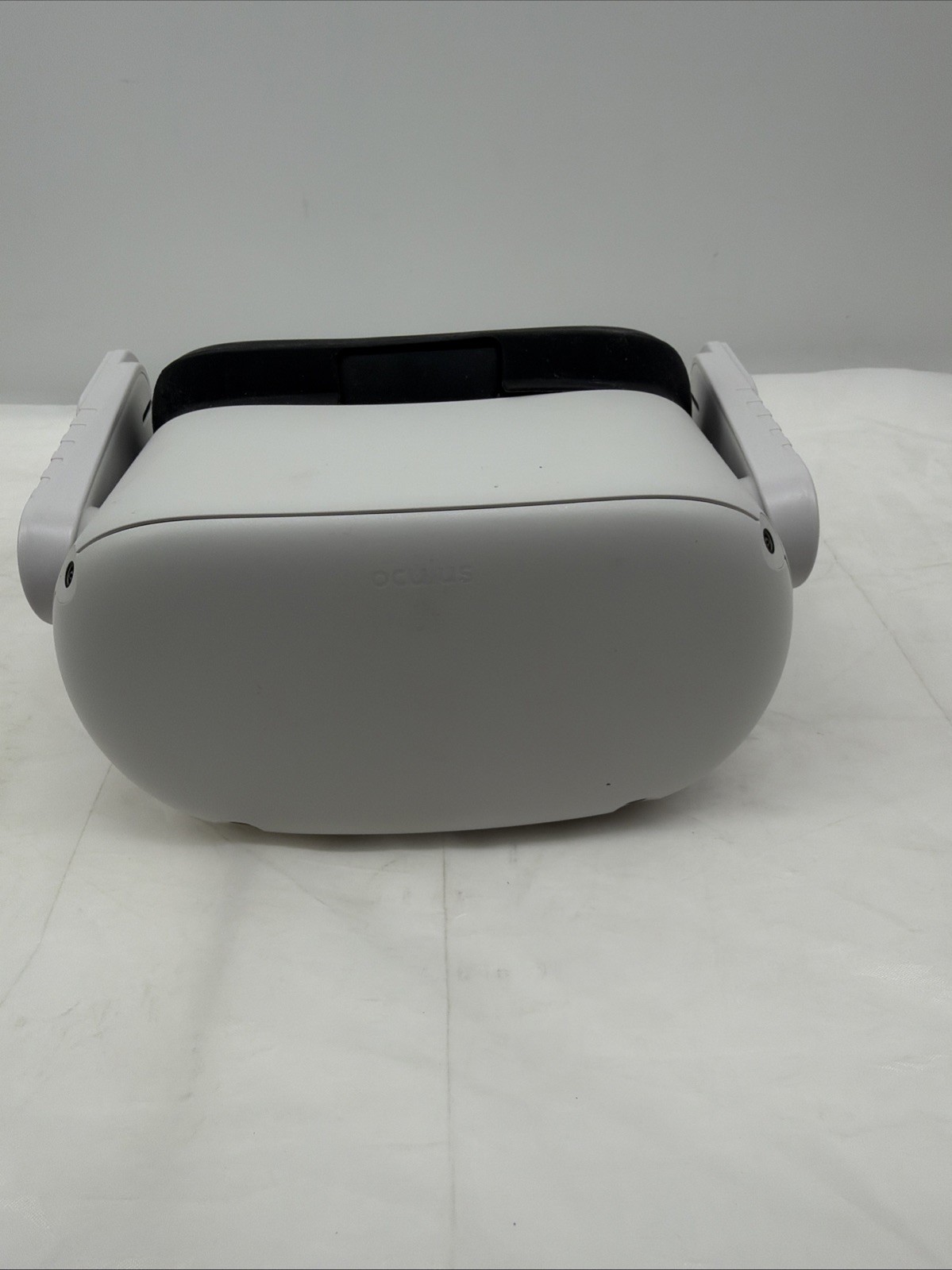 Oculus Quest 2 64GB VR Headset All-in-One VR System - OPEN BOX READ DESCRIPTION