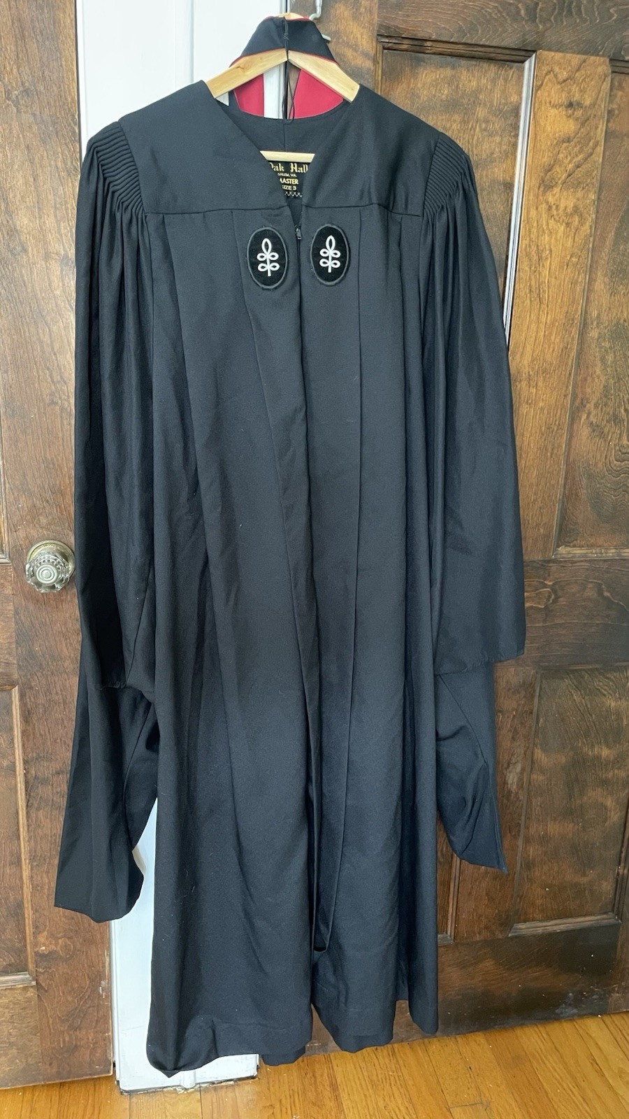 Harvard Graduate School Of Arts And sciences, Masters Gown And Hood