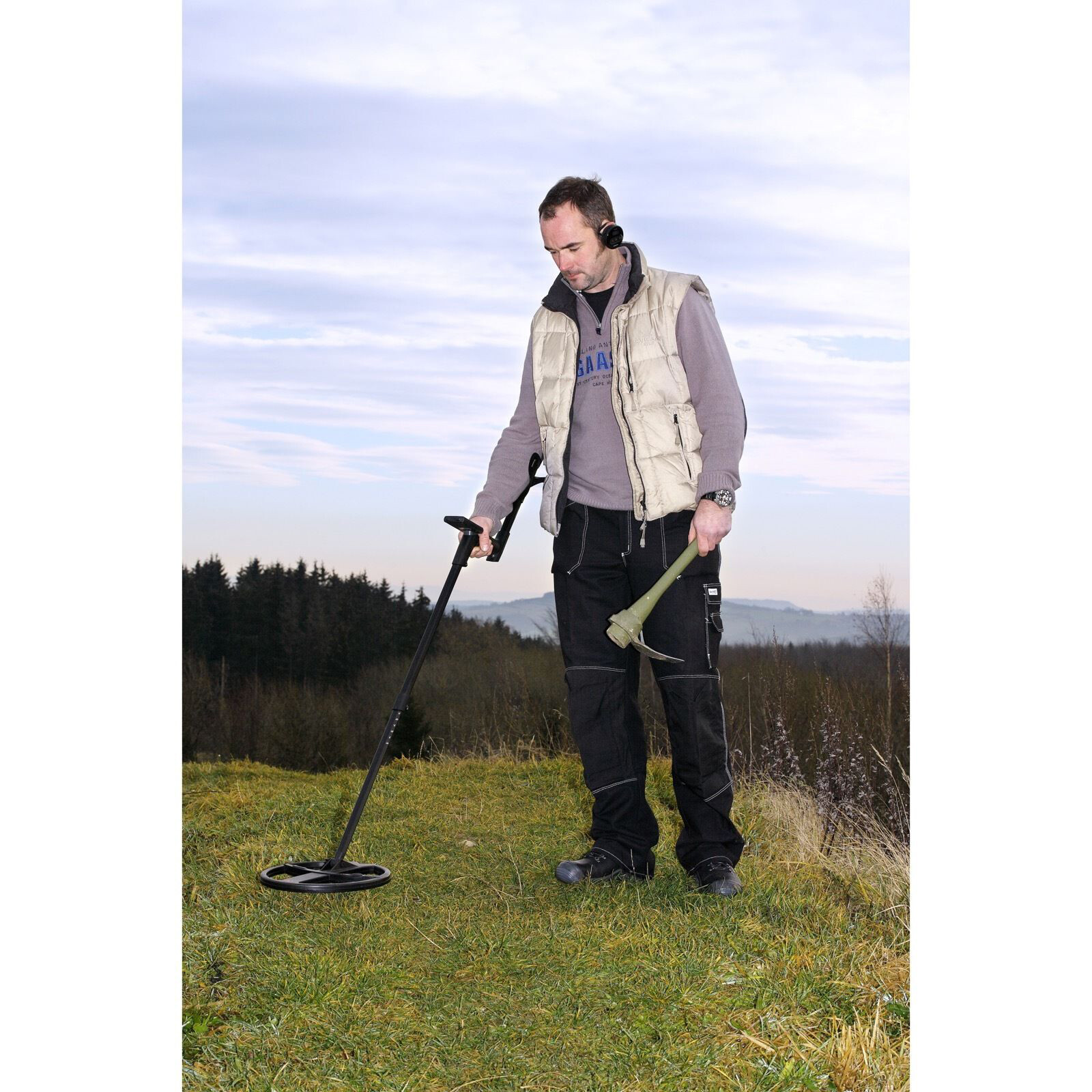 XP Deus Detector with MI-6 Pinpointer, Remote, 11” X35 Coil