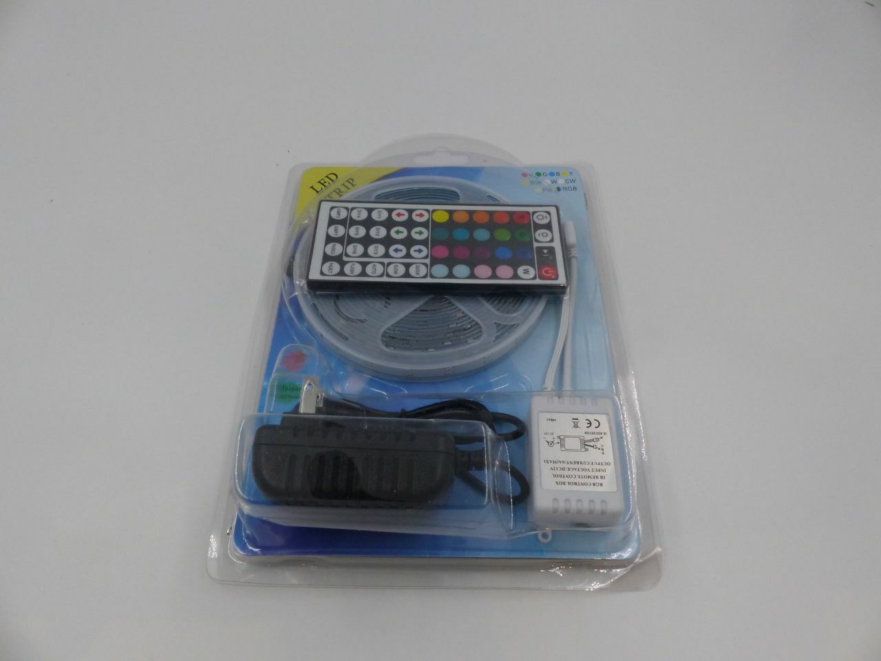 LED STRIP MULTICOLORED W/ REMOTE & ADAPTER