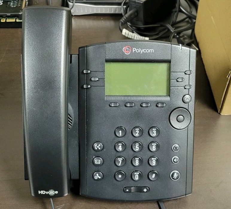 Polycom VVX 311 Business HD Voice VoIP Telephone 6-Line Media Center