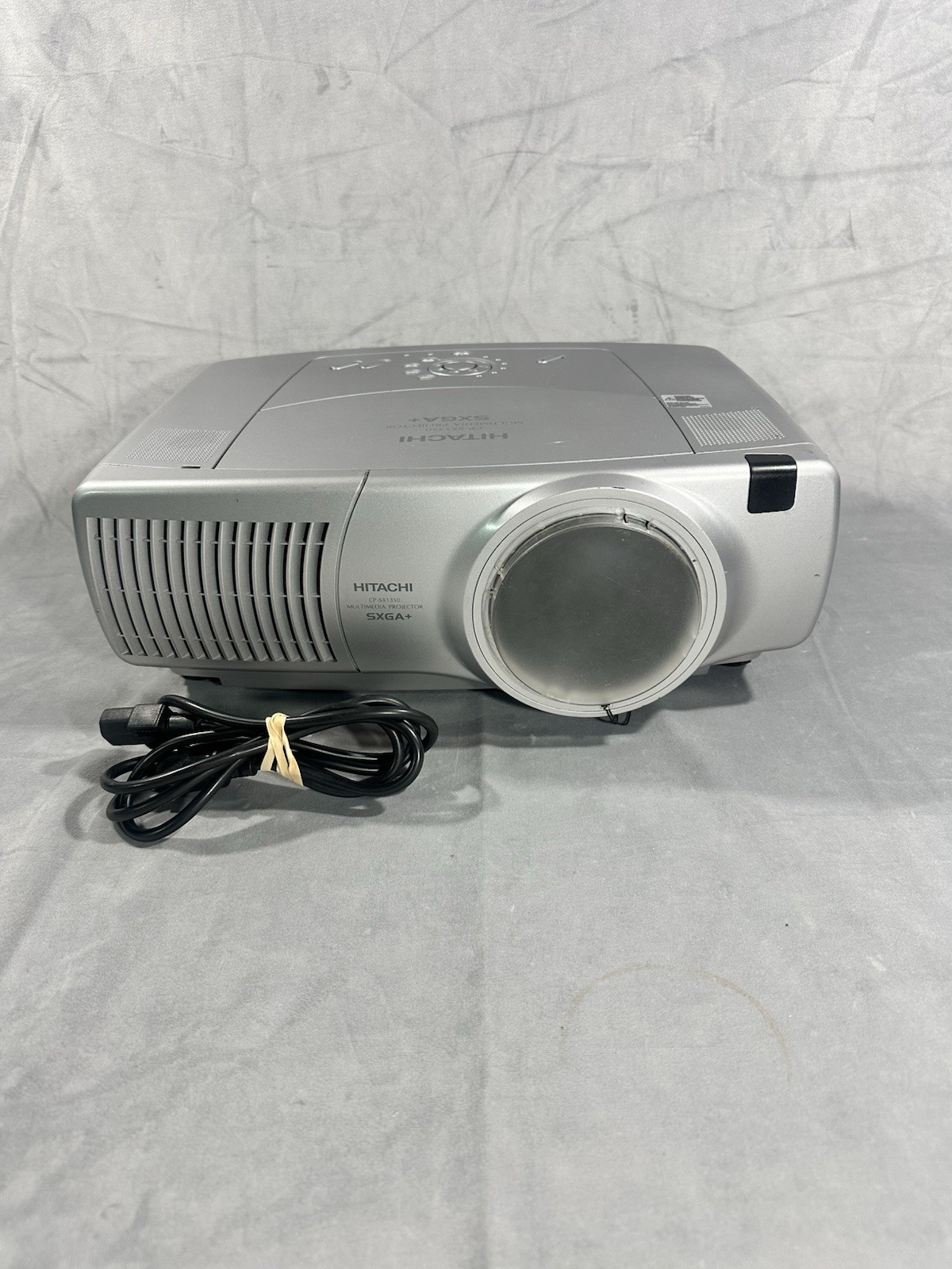 Hitachi cp-sx1350 multimedia  lcd projector SXGA+ tested and working