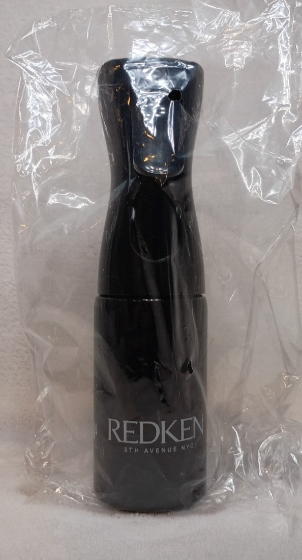 DS Elite Small Sprayer Redken 5th avenue NYC logo 5 oz professional Water bottle