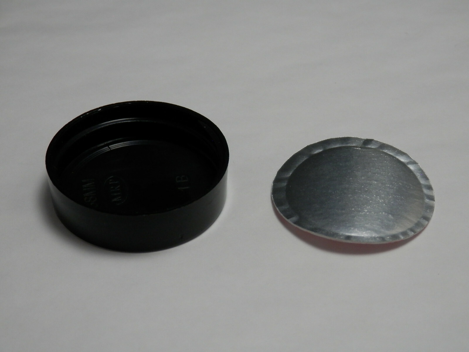 PLASTIC SCREW CAPS 12 BLACK 38/400 FITS GALLON GLASS JUGS & HALF GAL GROWLERS