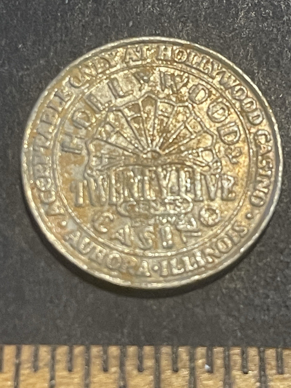 Hollywood Casino .25 Cent Slot Machine Token Aurora ILLINOIS Vintage X2957