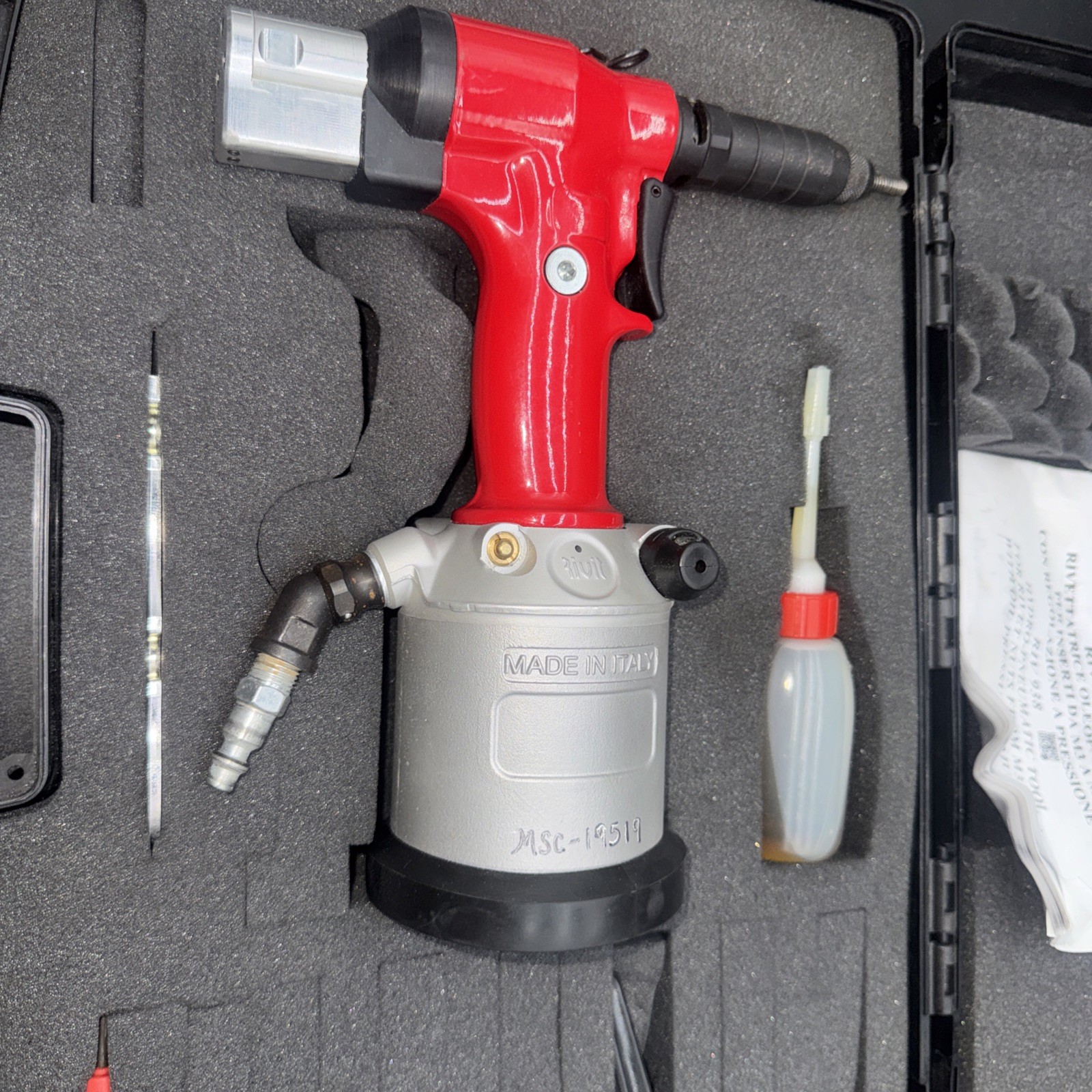Atlas RIV938 rivet nut hydro pneumatic insert tool Great Condition!