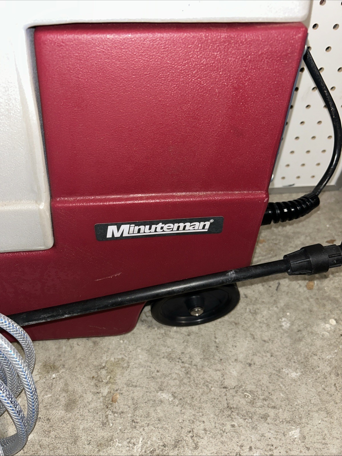 Minuteman Mist-It Powered Misting Disinfectant Sprayer C46200-00DS