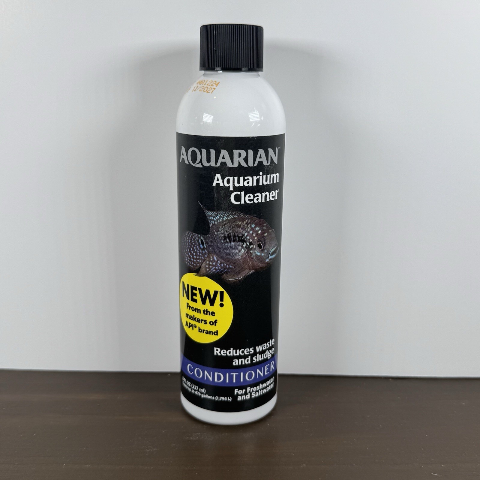 Aquarian Aquarium Cleaner Conditioner Liquid 8 oz Fresh Salt Water Treatment New