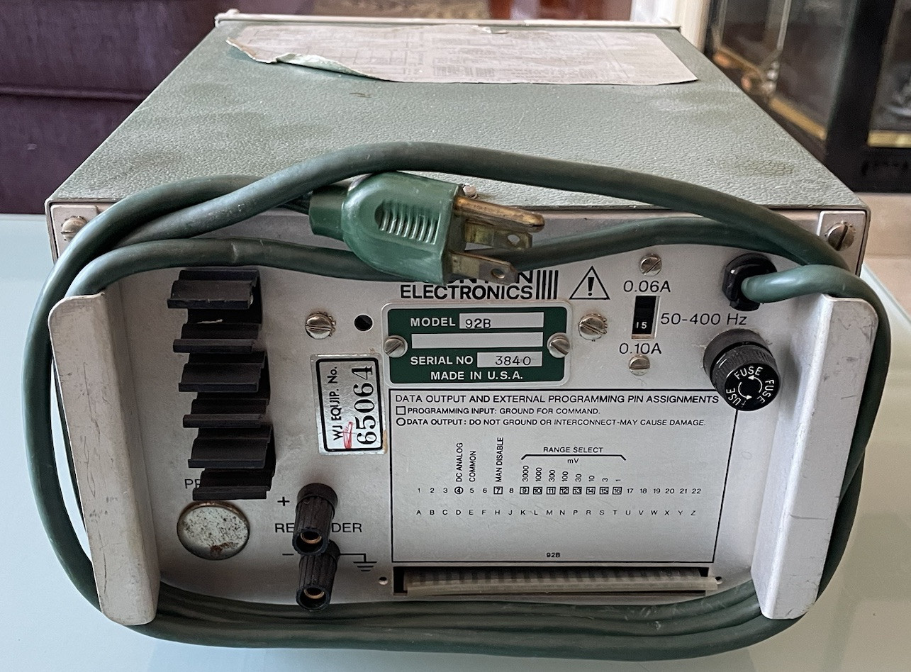 Boonton RF Millivolt Meter Model 92B No Probe Powers On As Is